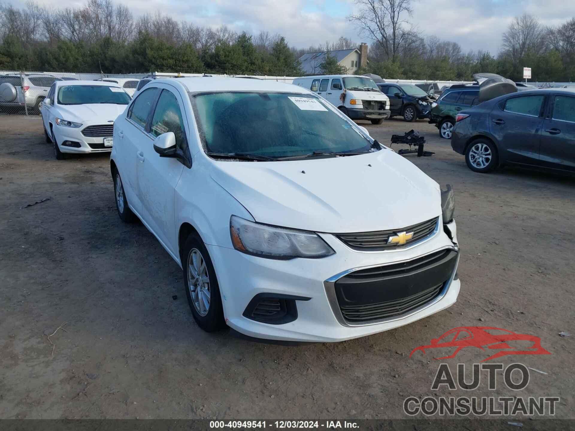 CHEVROLET SONIC 2017 - 1G1JD5SH3H4175803