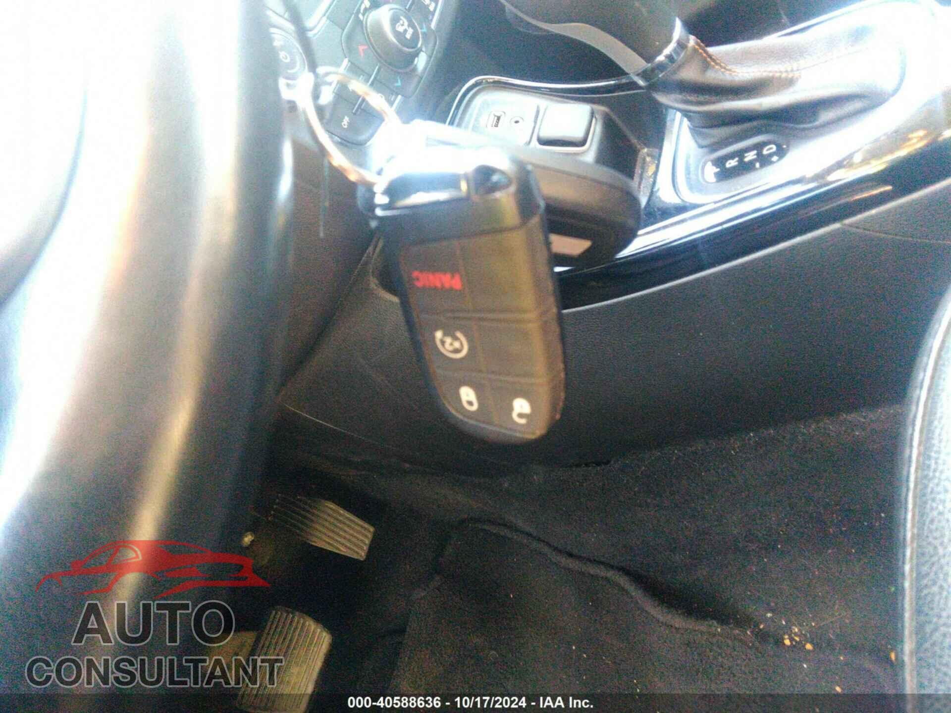 JEEP COMPASS 2020 - 3C4NJDCB4LT146237