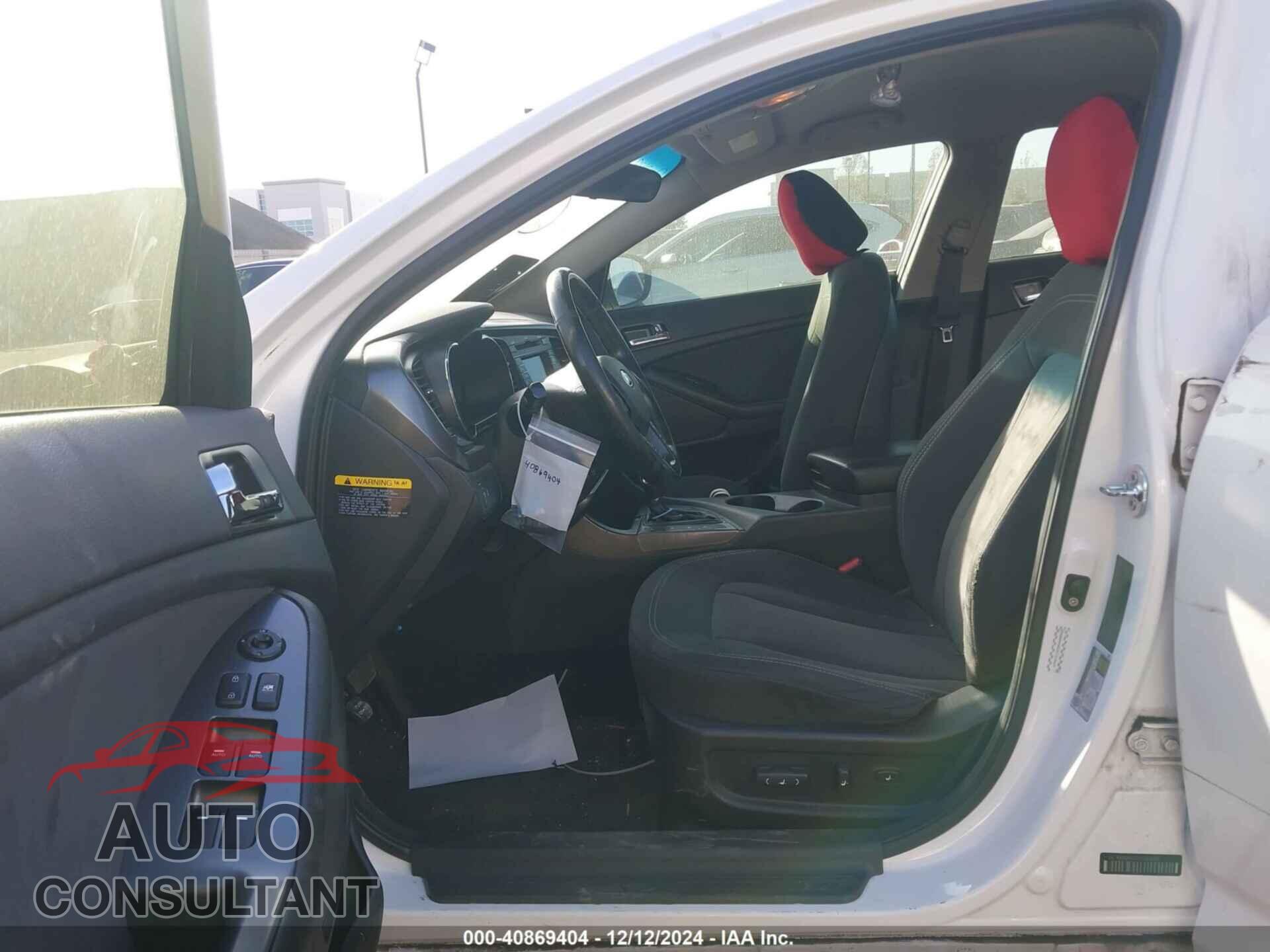 KIA OPTIMA 2011 - KNAGM4AD2B5008065