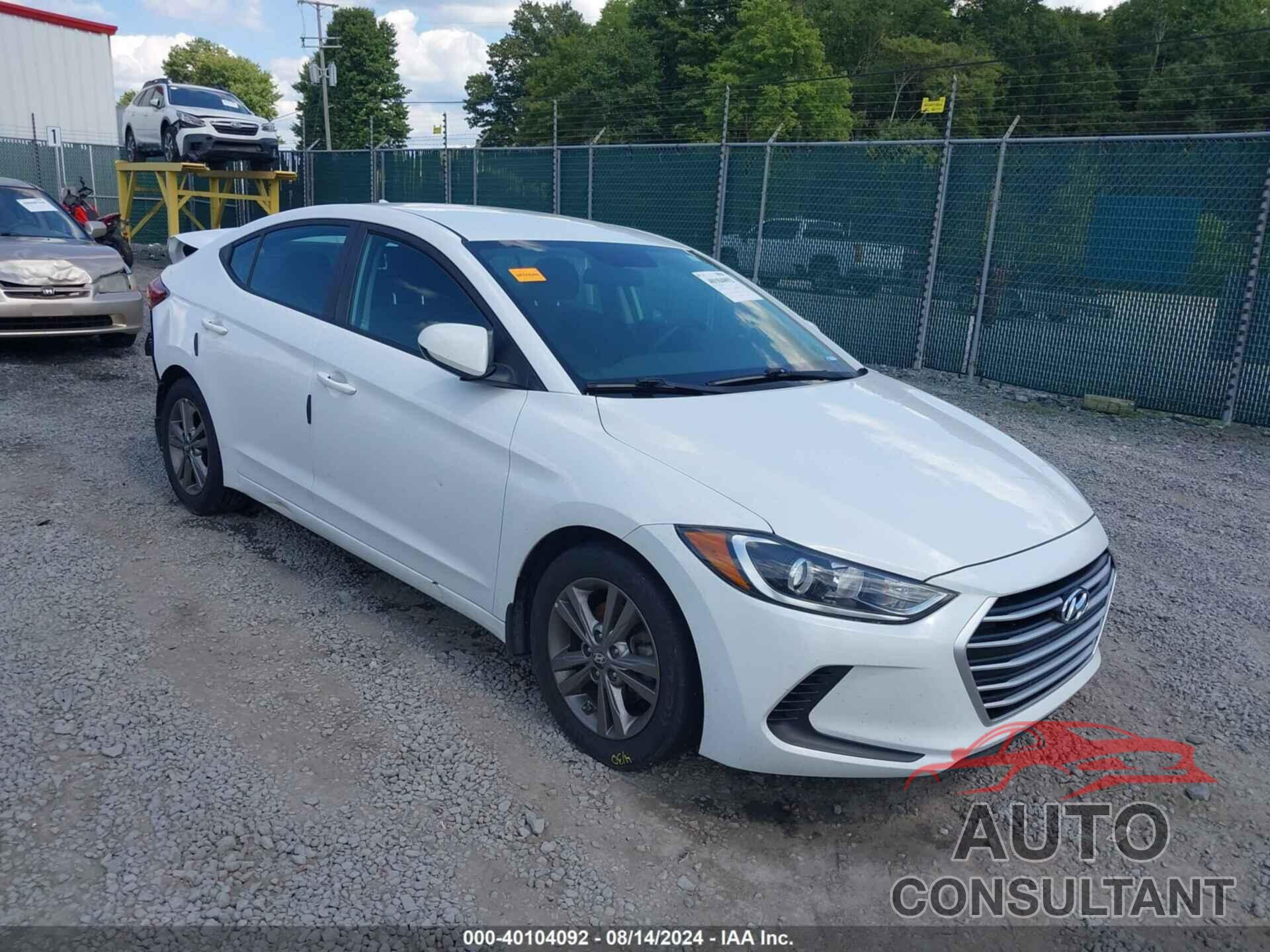 HYUNDAI ELANTRA 2018 - 5NPD84LF5JH218649