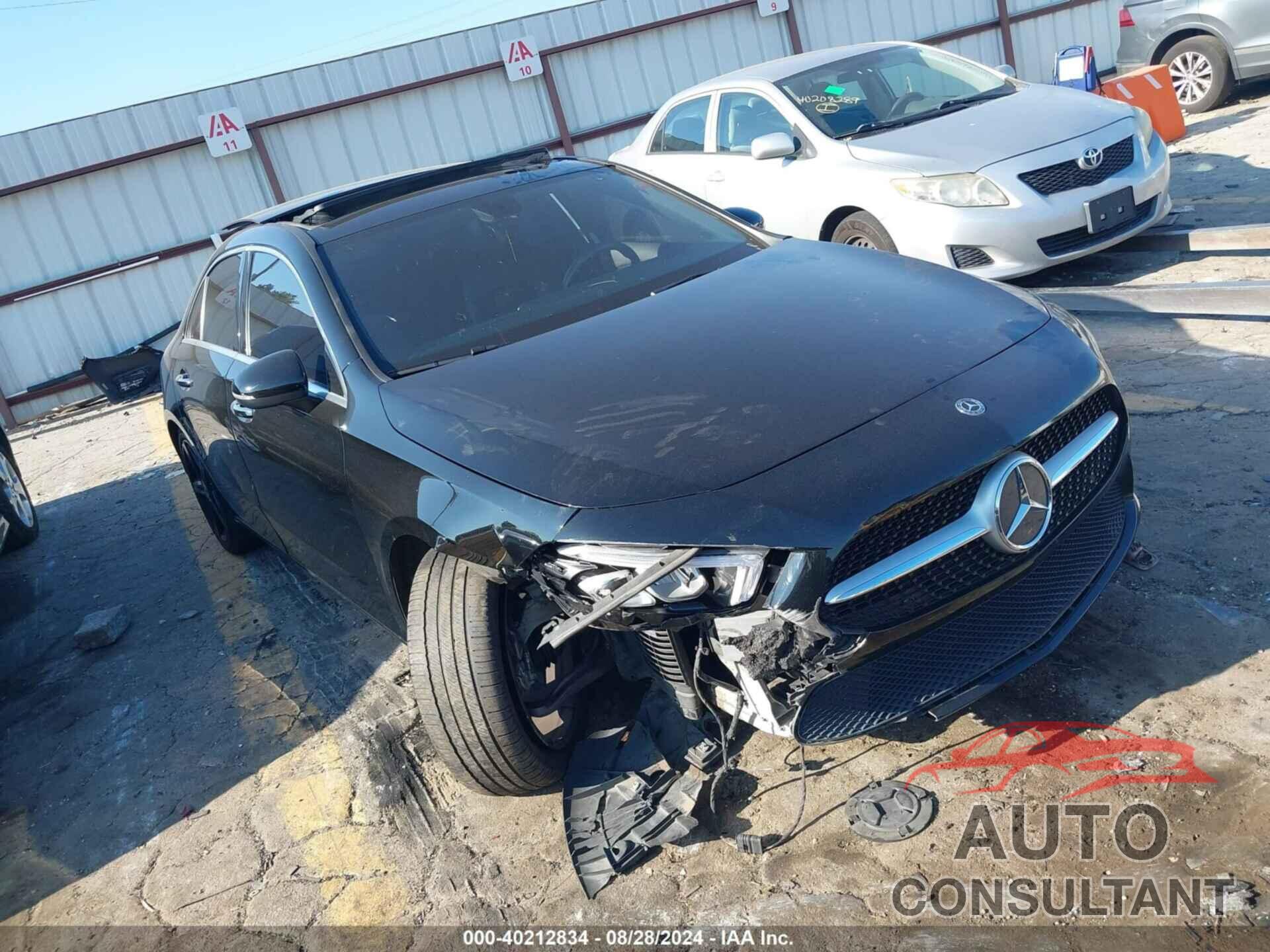 MERCEDES-BENZ A 220 2019 - WDD3G4EB4KW017223