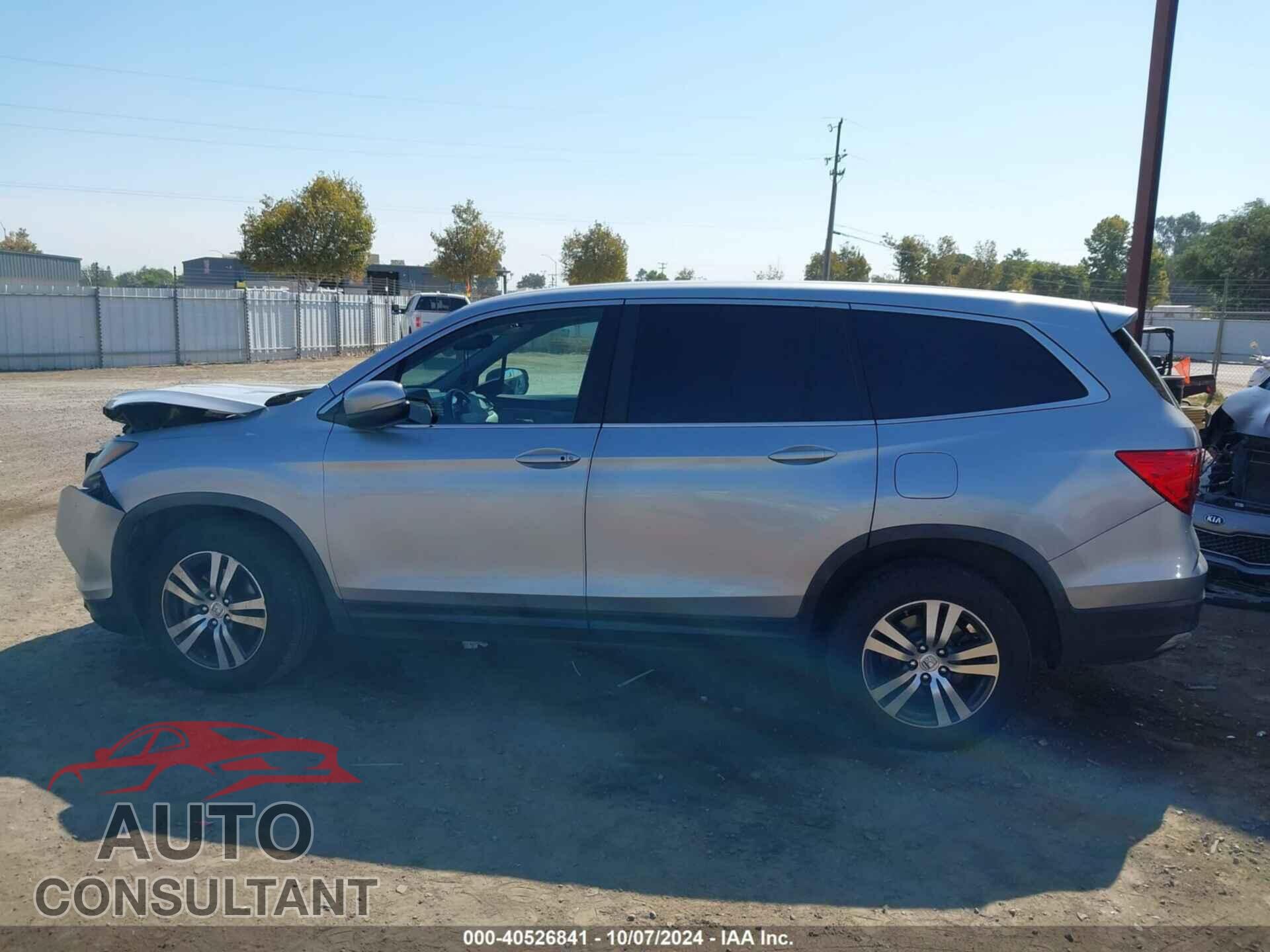 HONDA PILOT 2017 - 5FNYF6H59HB059100