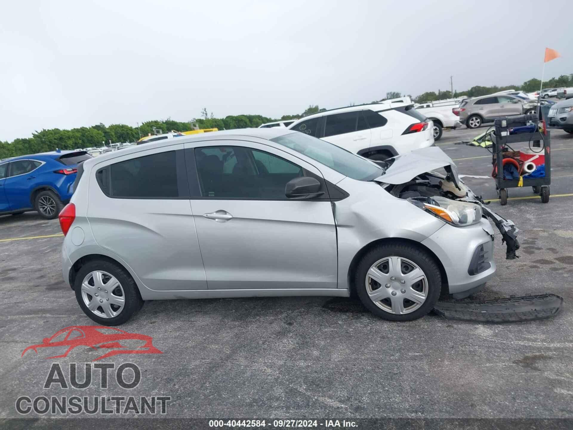CHEVROLET SPARK 2017 - KL8CB6SA4HC771340