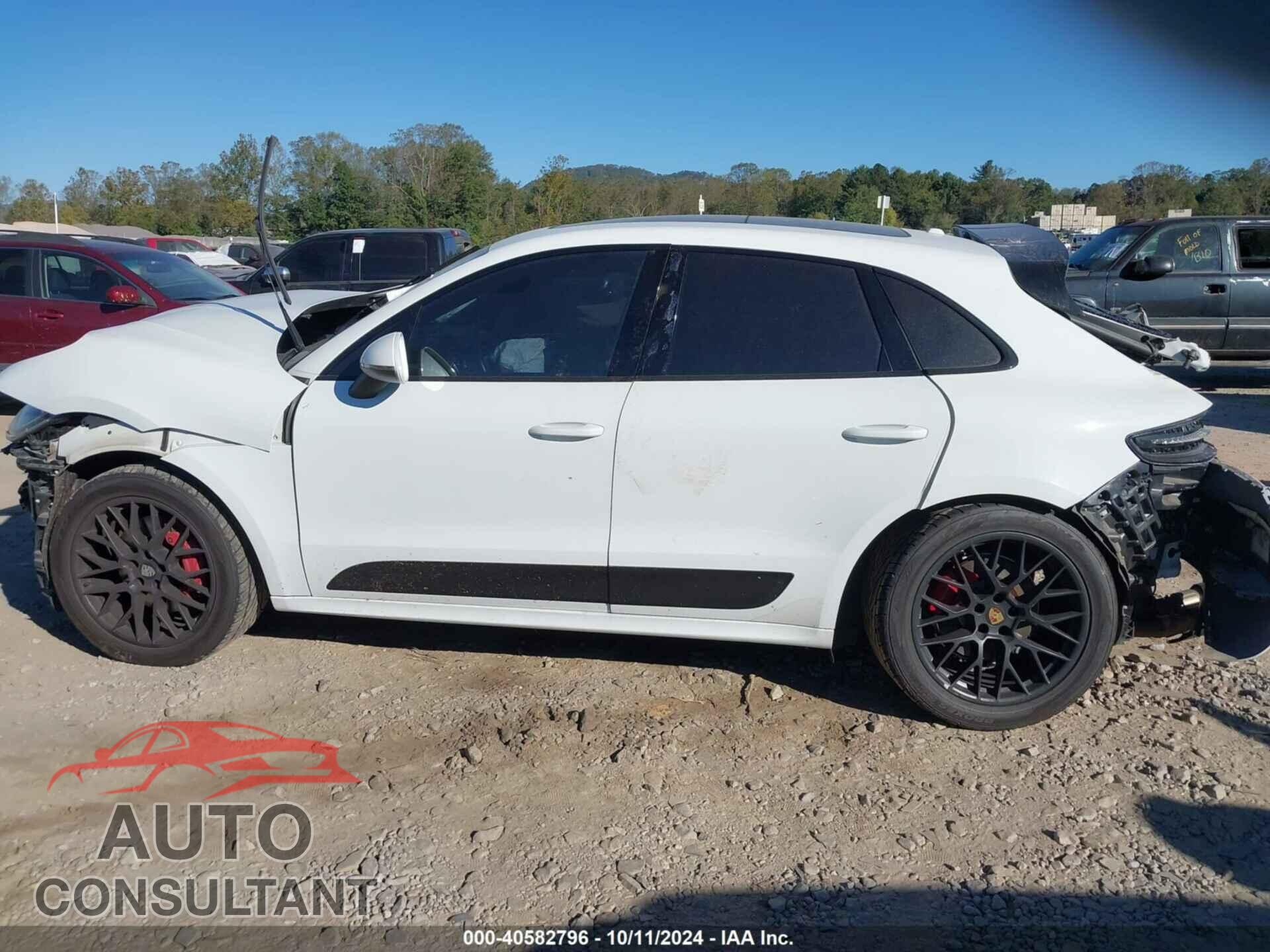 PORSCHE MACAN 2017 - WP1AG2A55HLB52452
