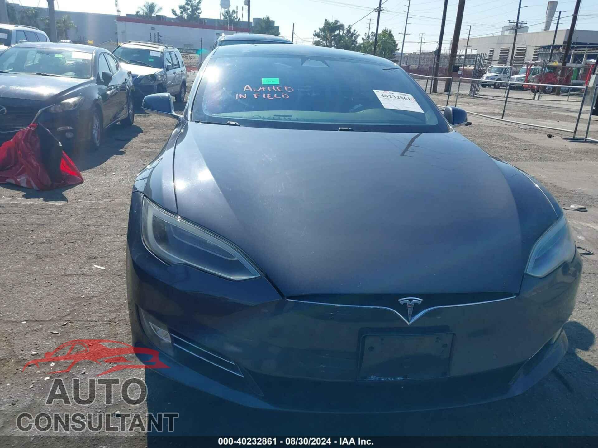 TESLA MODEL S 2018 - 5YJSA1E28JF270358