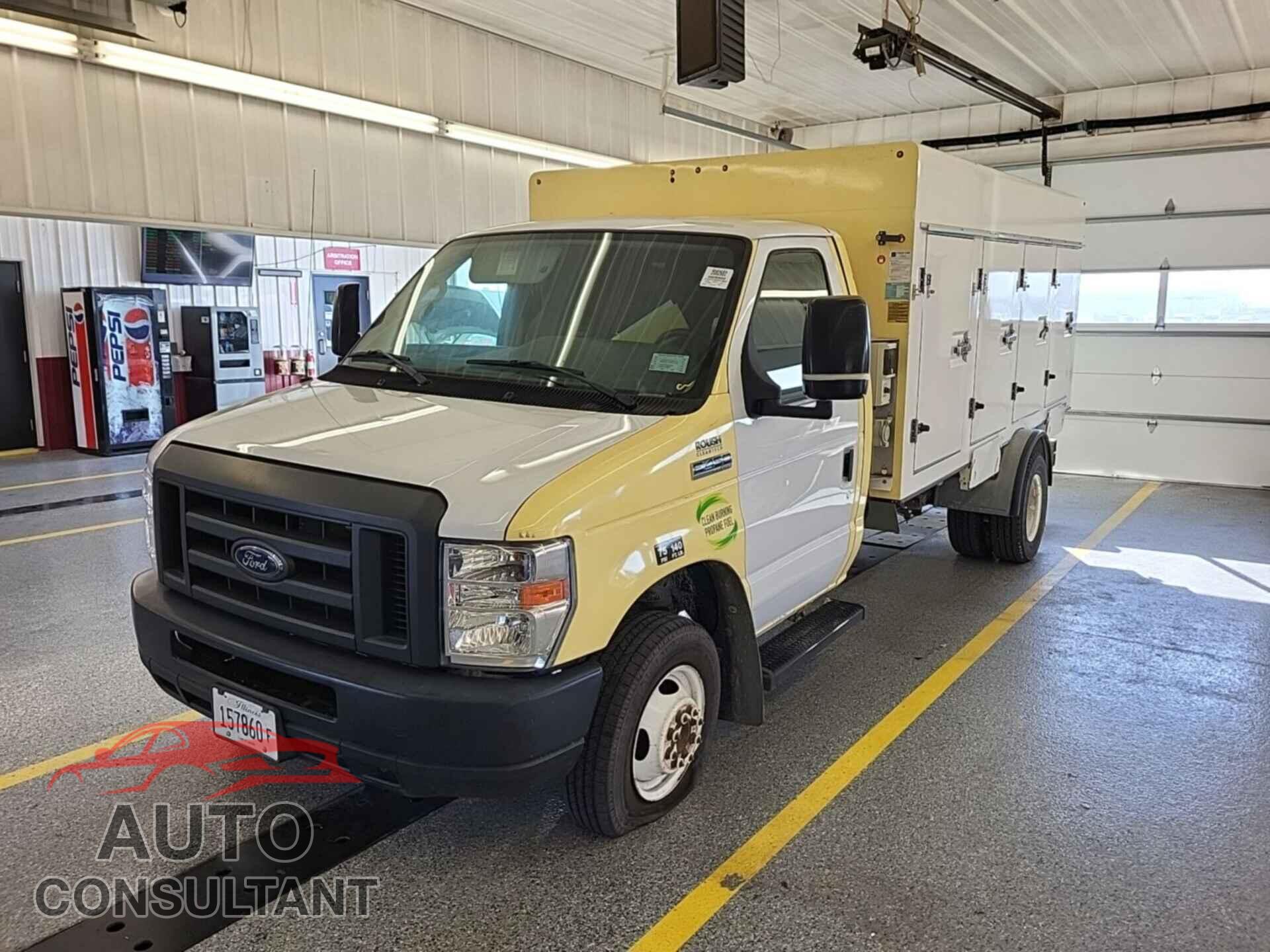 FORD ECONOLINE 2019 - 1FDXE4FS8KDC19313