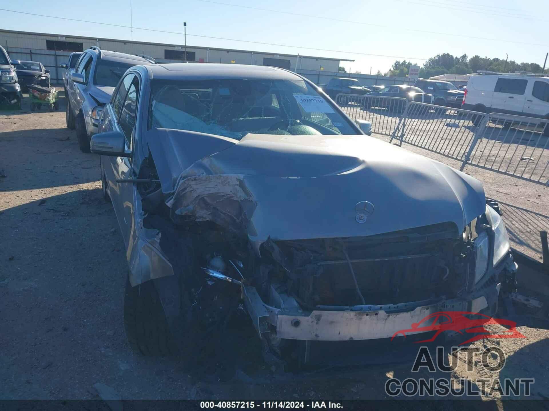 MERCEDES-BENZ E 350 2012 - WDDHF5KB8CA643245