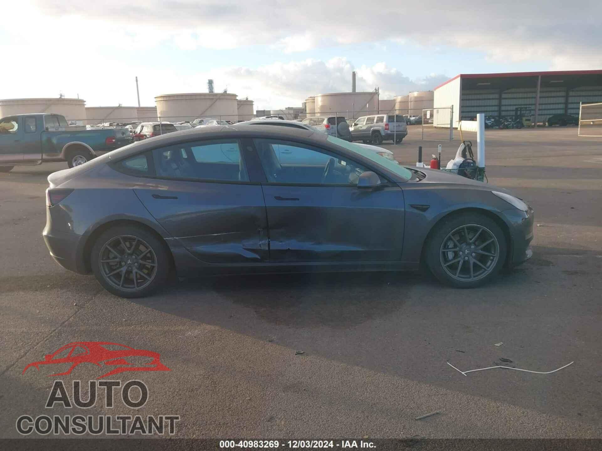 TESLA MODEL 3 2021 - 5YJ3E1EA3MF850301