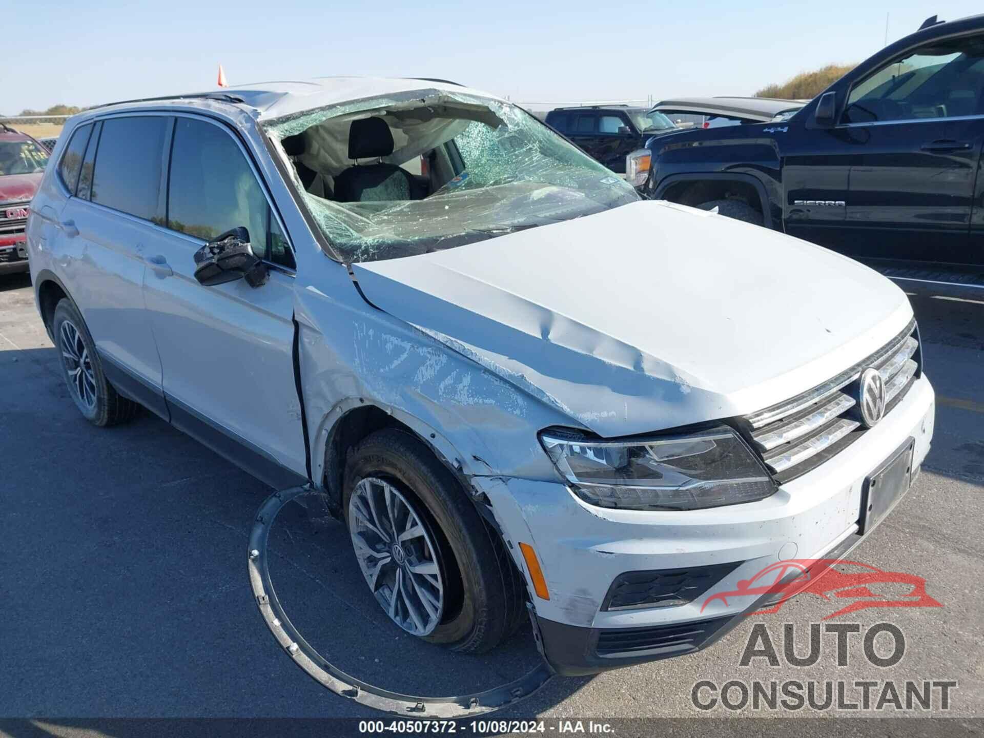 VOLKSWAGEN TIGUAN 2018 - 3VV3B7AX5JM203994