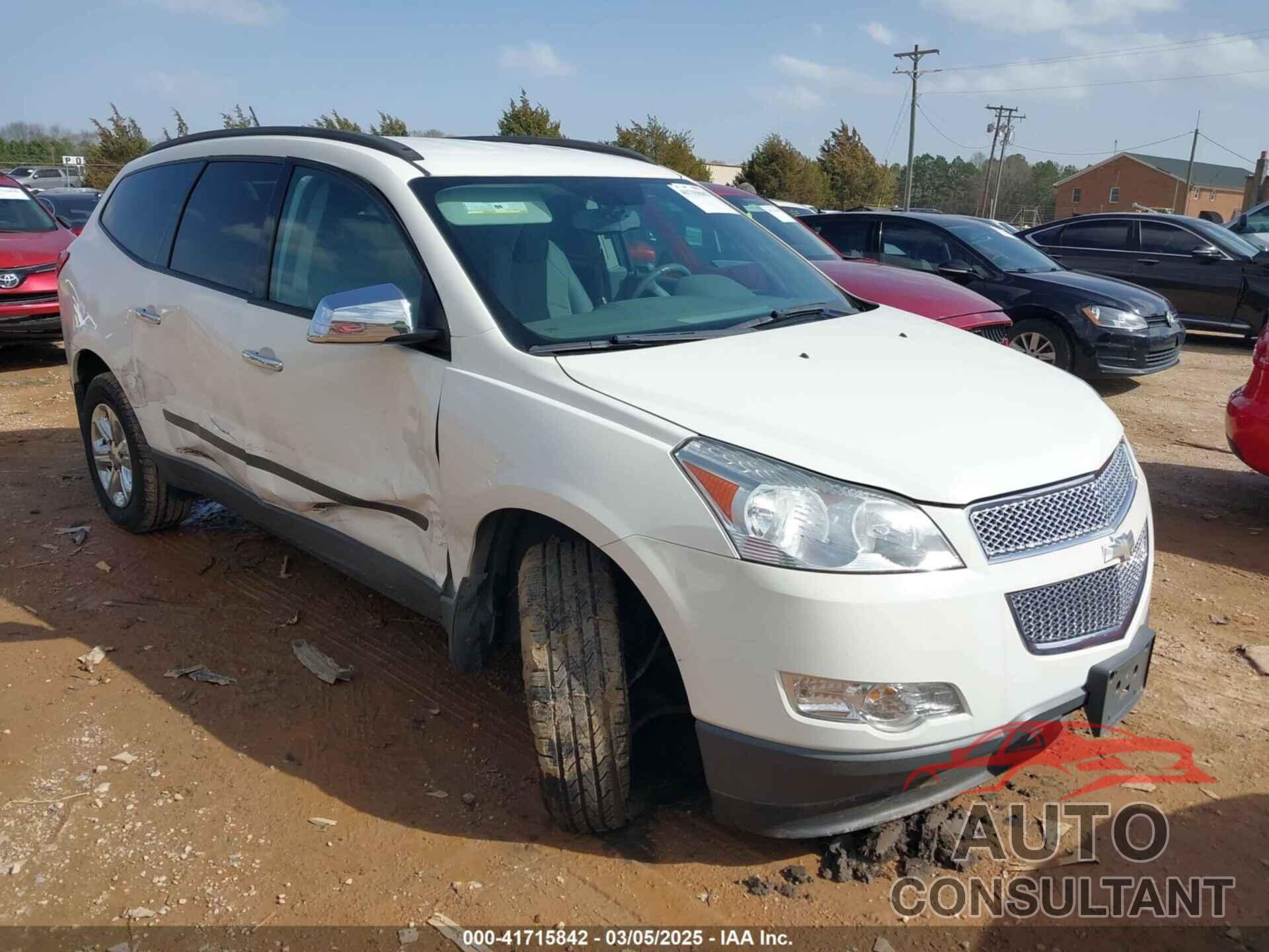 CHEVROLET TRAVERSE 2011 - 1GNKRFED3BJ187901
