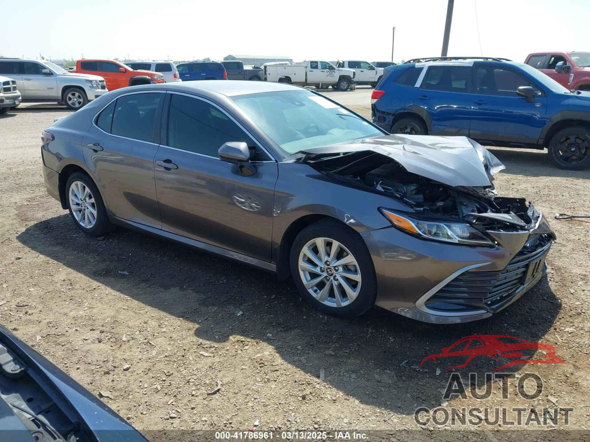 TOYOTA CAMRY 2023 - 4T1C11AK3PU129350