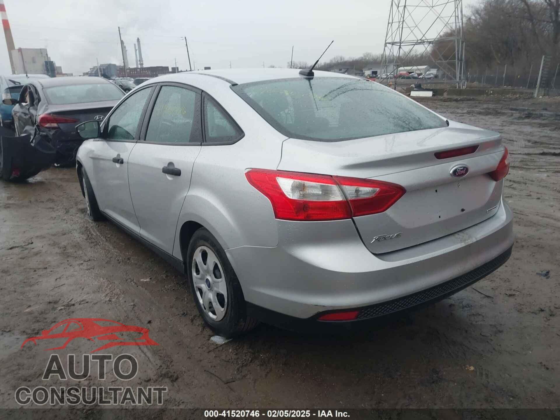FORD FOCUS 2014 - 1FADP3E27EL453097