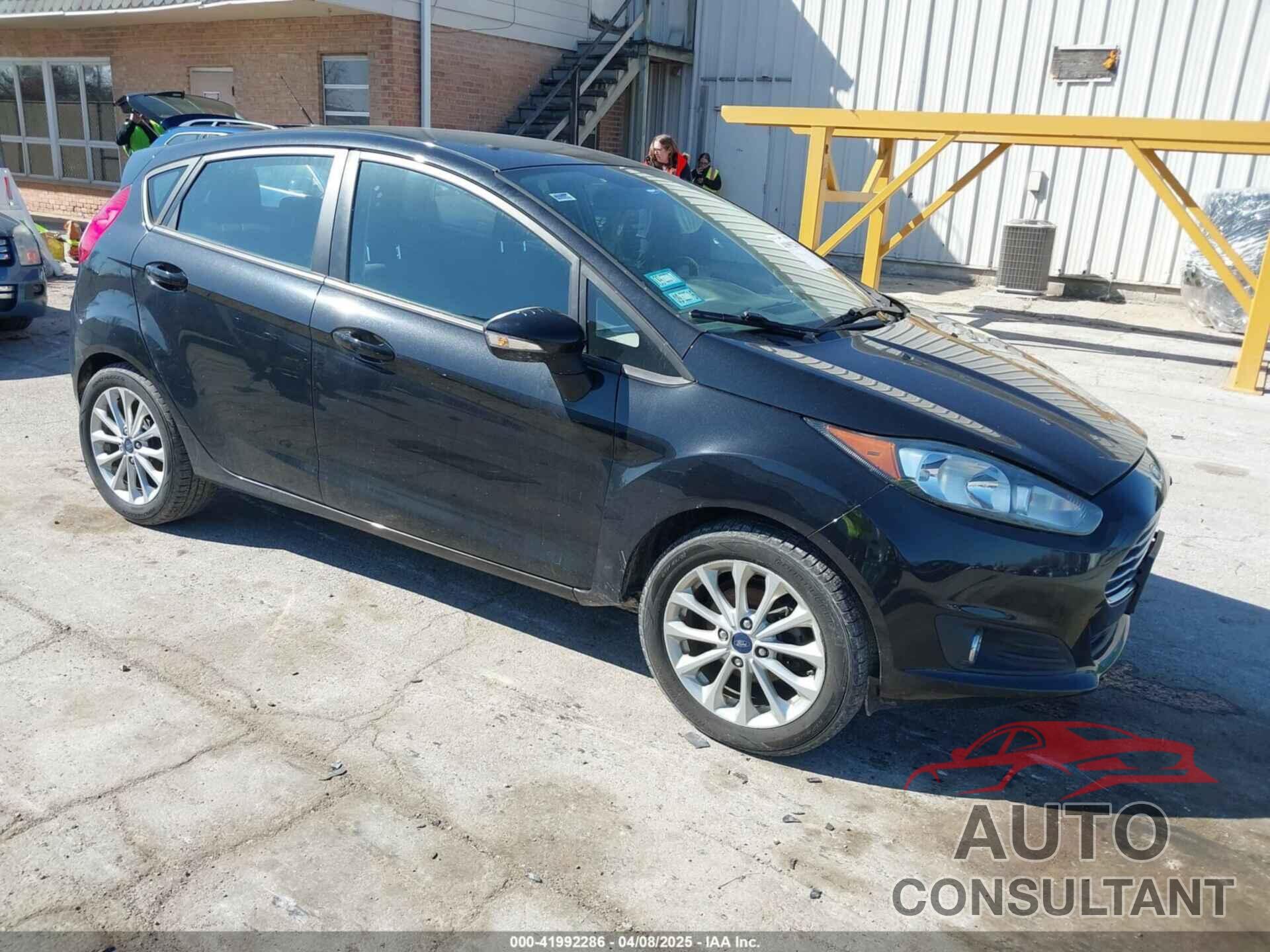 FORD FIESTA 2014 - 3FADP4EJ8EM110438