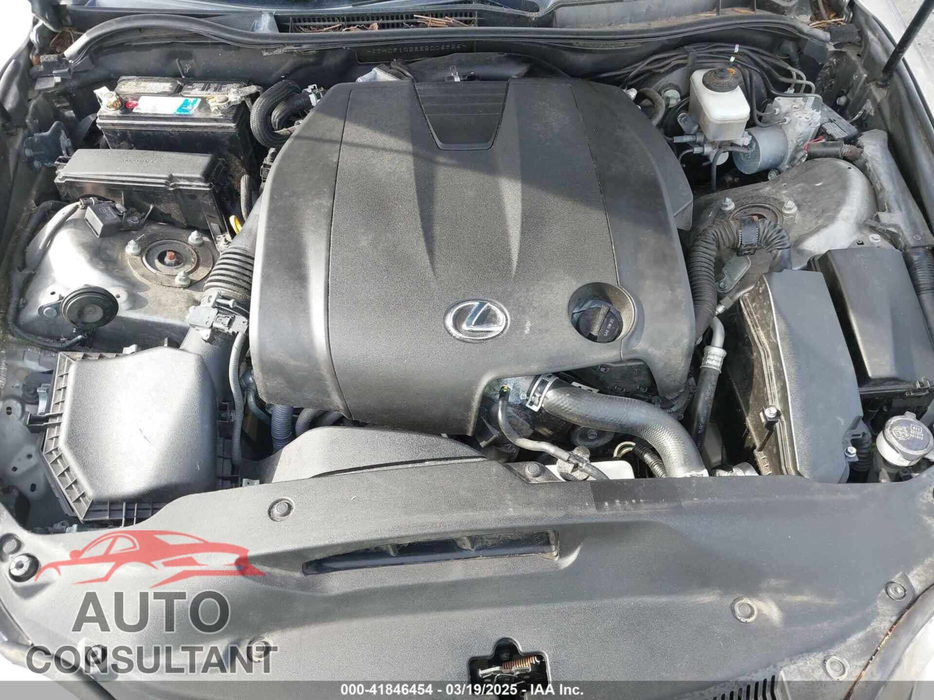 LEXUS IS 2014 - JTHCF1D28E5006926