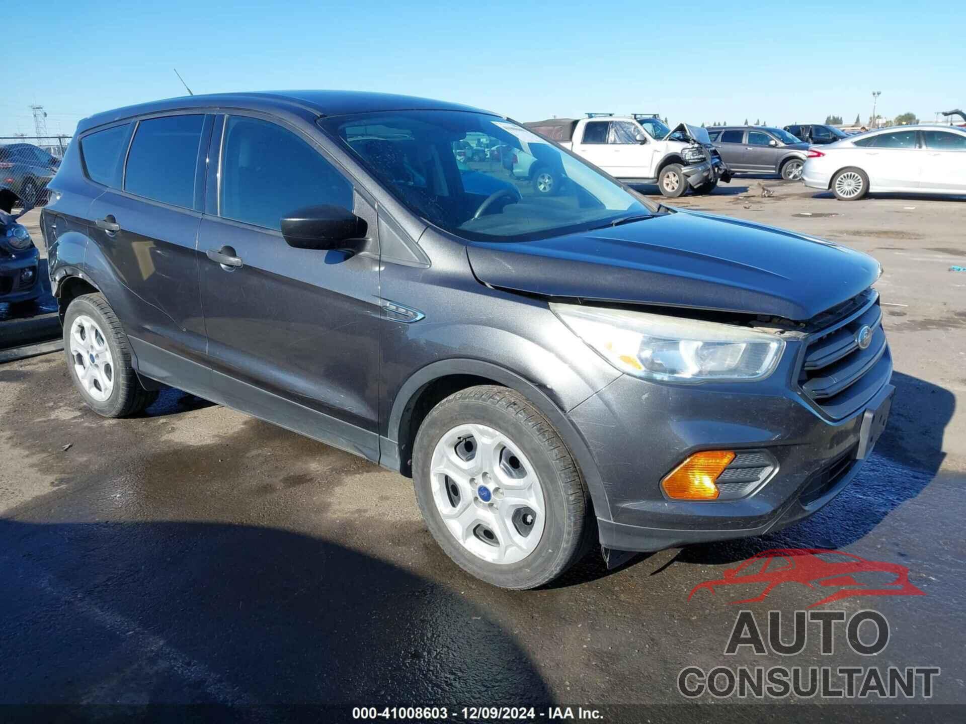 FORD ESCAPE 2017 - 1FMCU0F73HUE16856