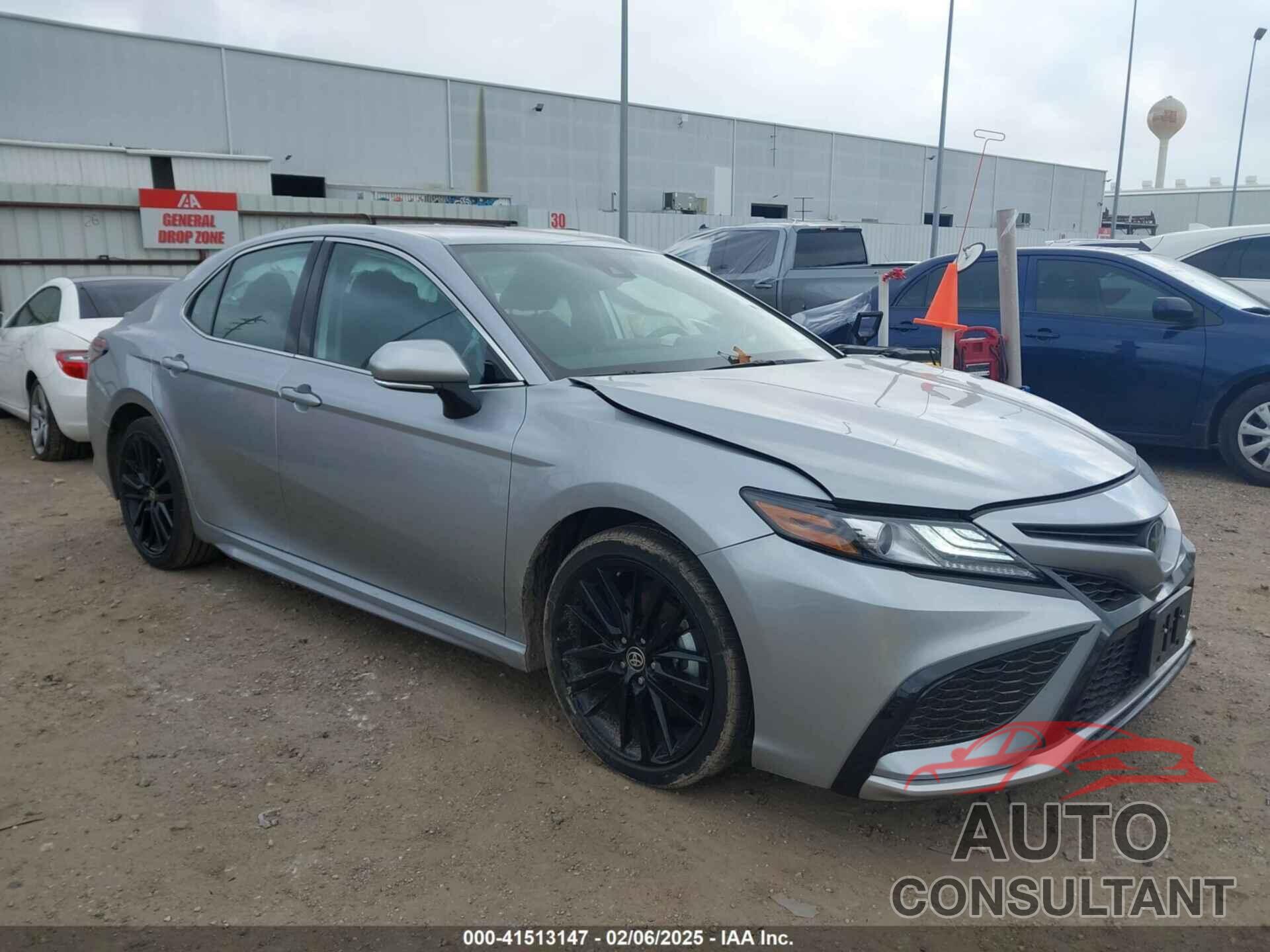 TOYOTA CAMRY 2023 - 4T1K61AK4PU835546