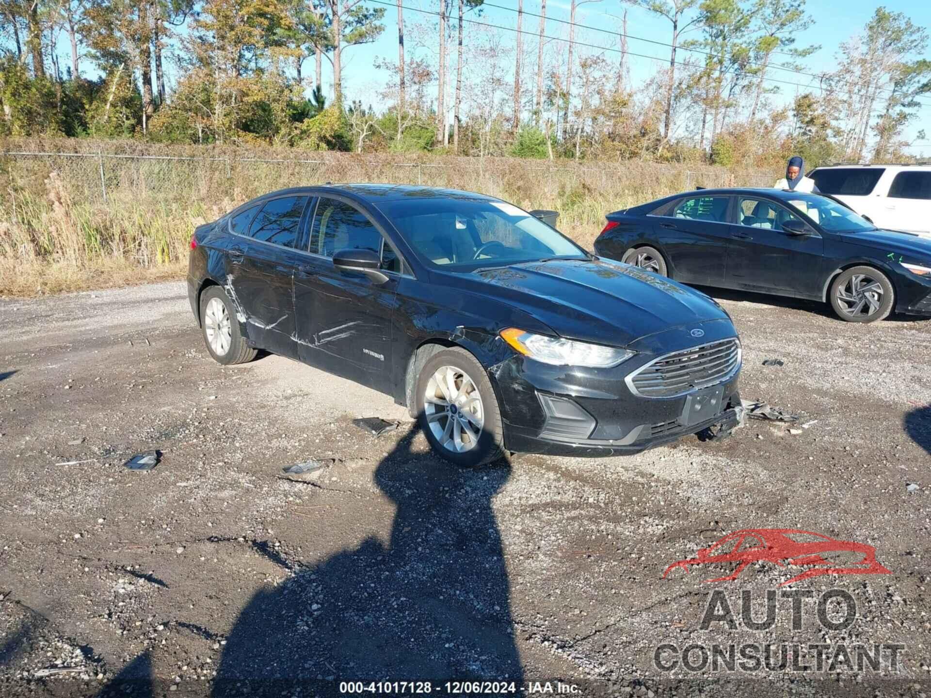 FORD FUSION HYBRID 2019 - 3FA6P0LU9KR208777