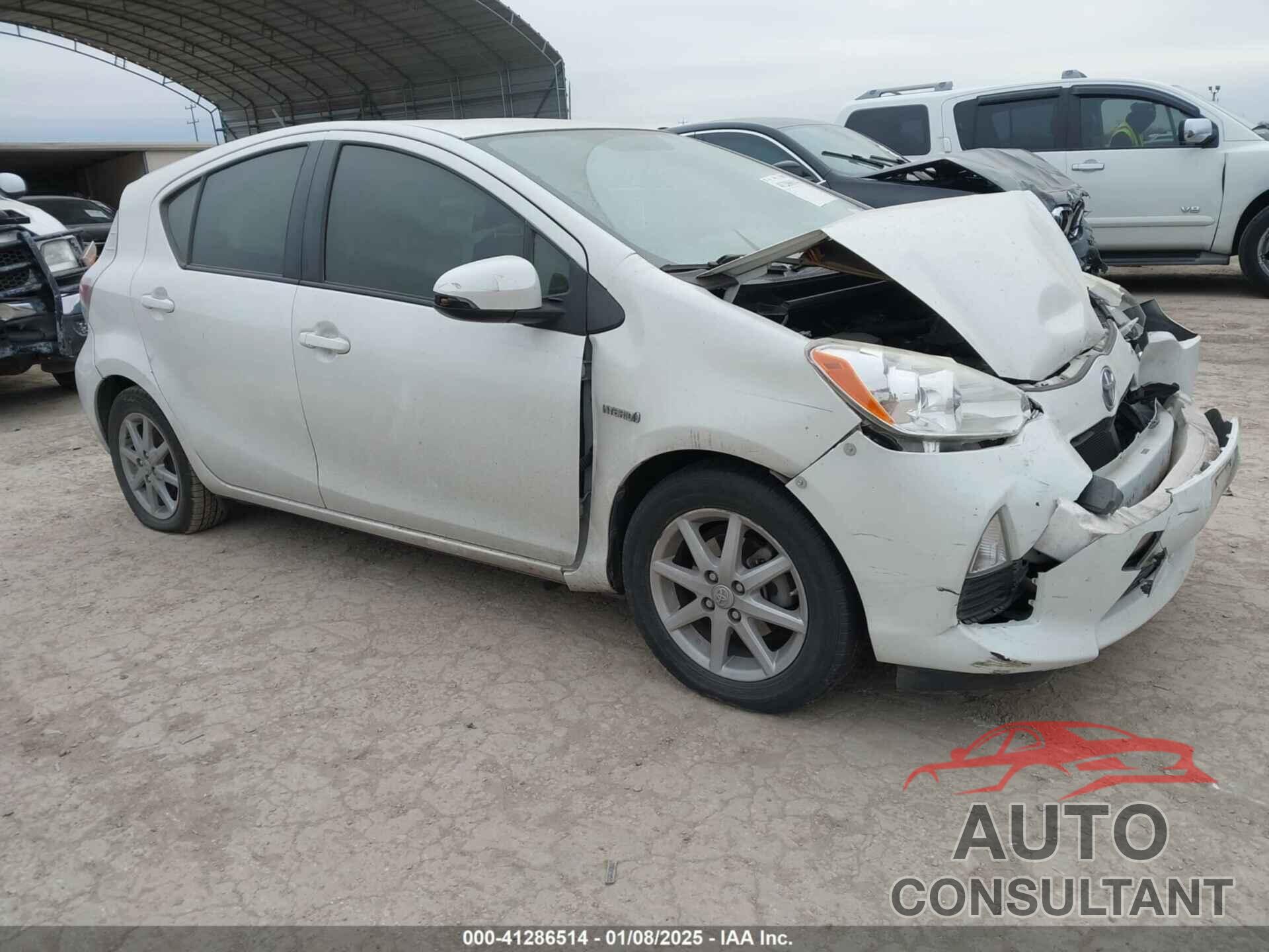 TOYOTA PRIUS C 2014 - JTDKDTB31E1559712