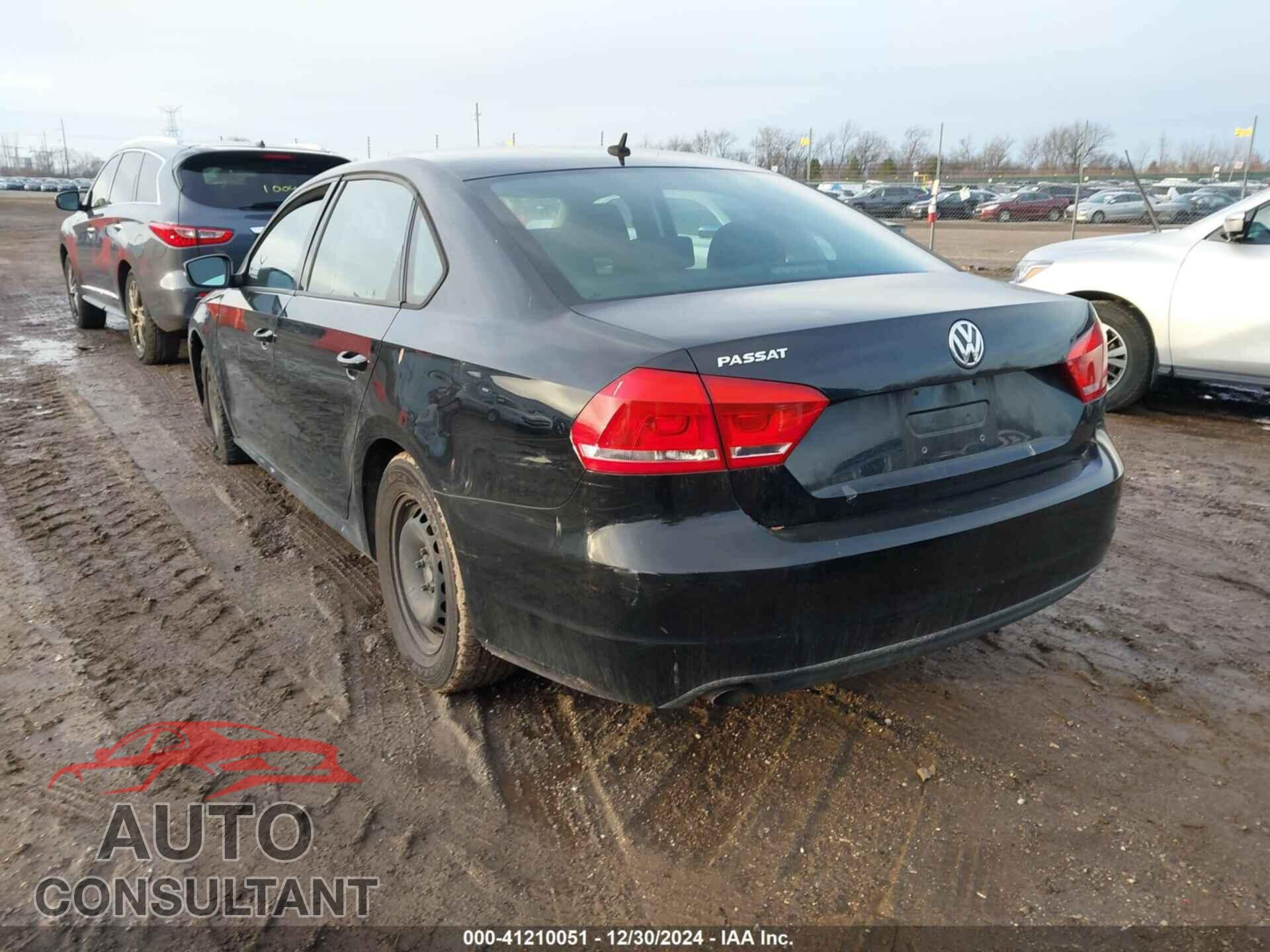 VOLKSWAGEN PASSAT 2014 - 1VWAP7A36EC009760