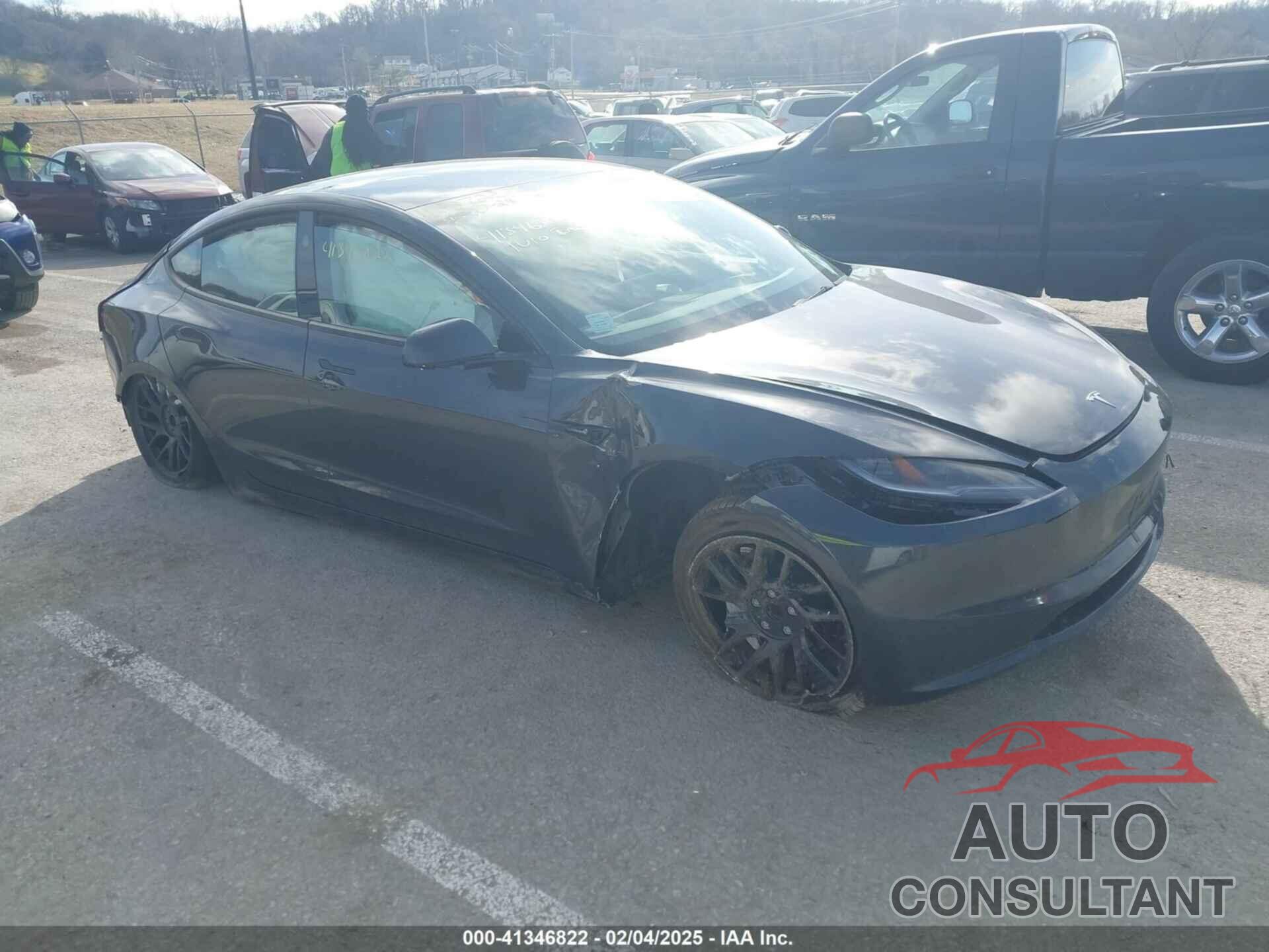 TESLA MODEL 3 2024 - 5YJ3E1EA4RF763045