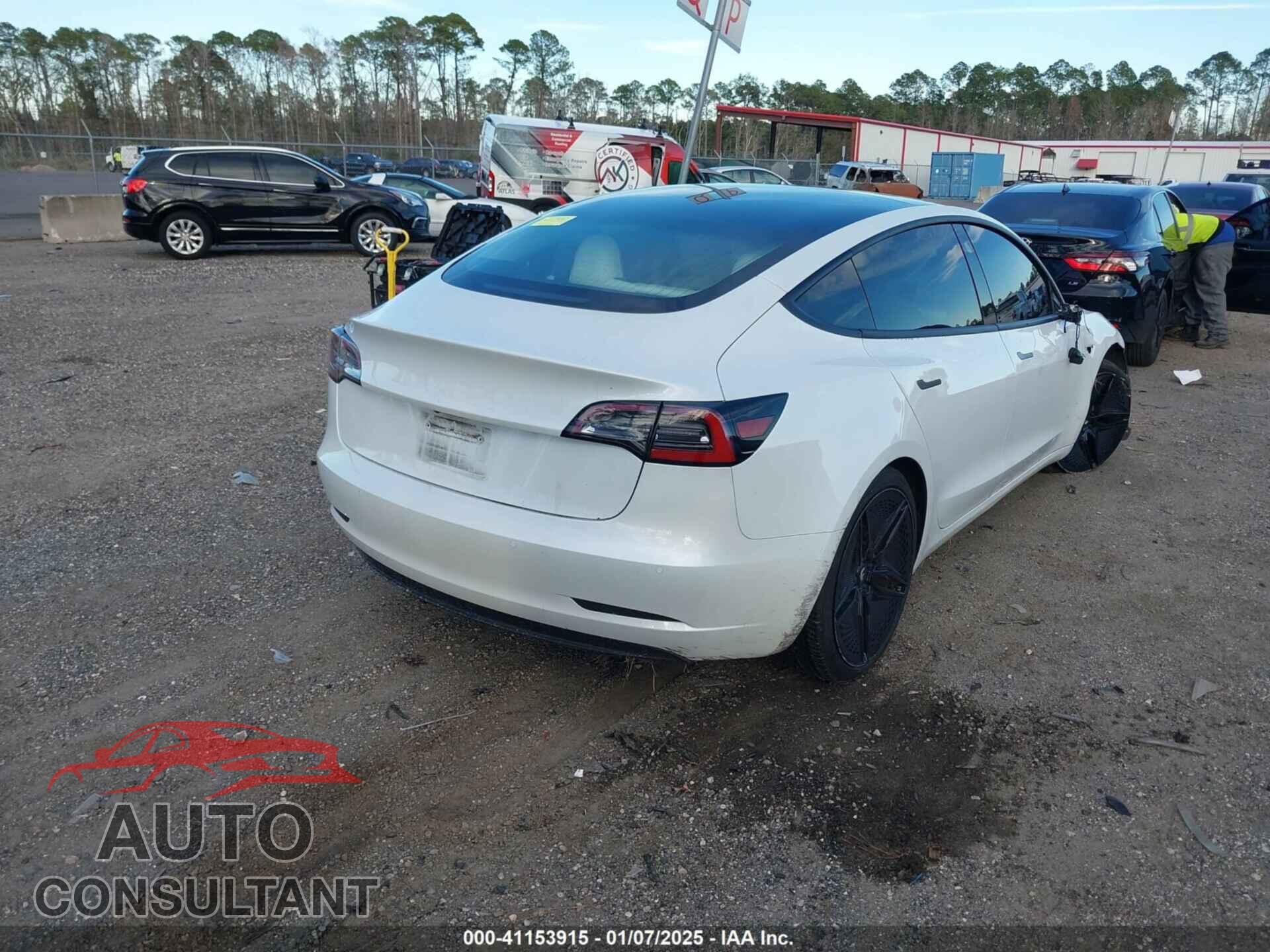 TESLA MODEL 3 2021 - 5YJ3E1EA2MF920502