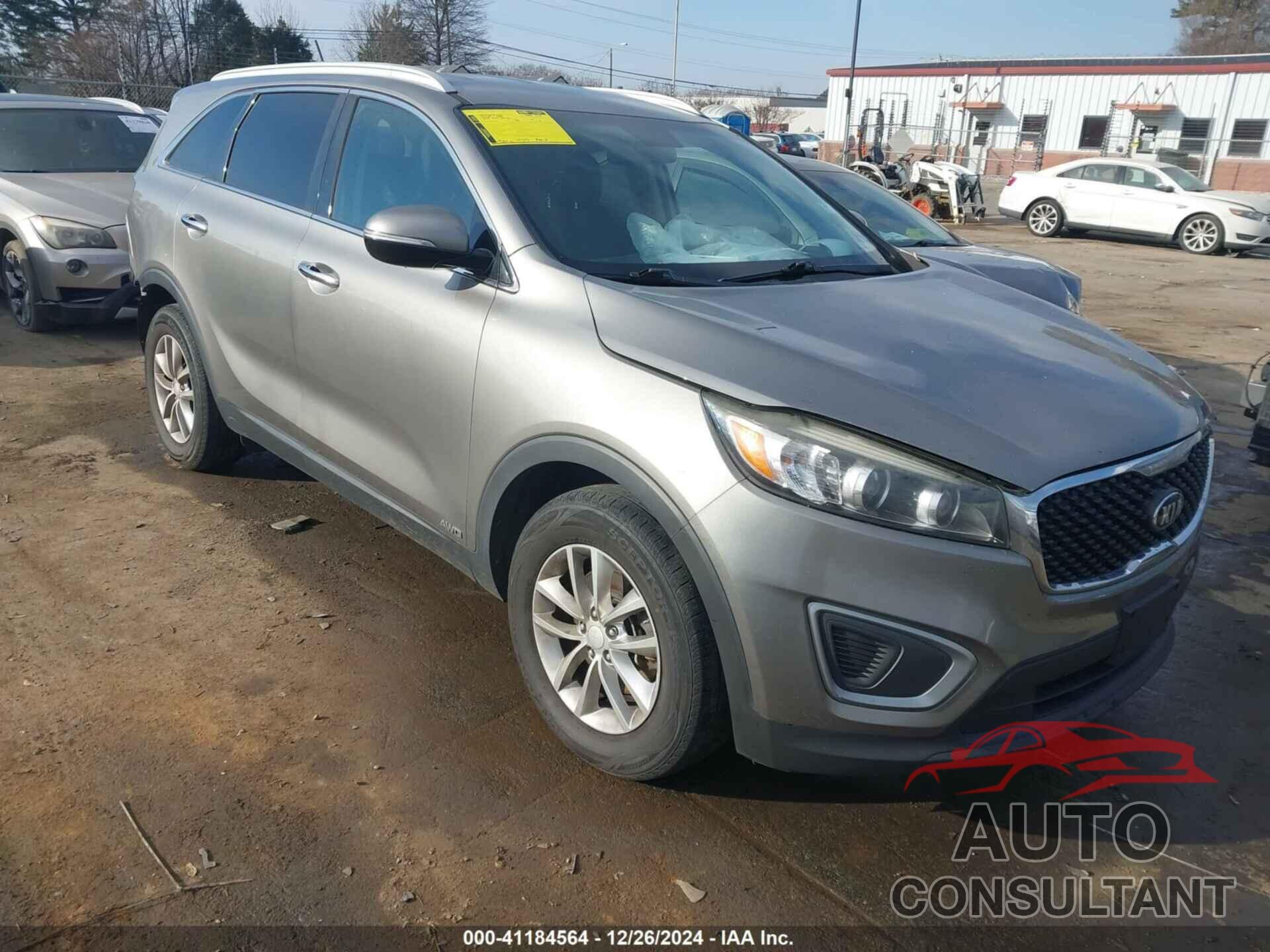 KIA SORENTO 2017 - 5XYPGDA37HG233146