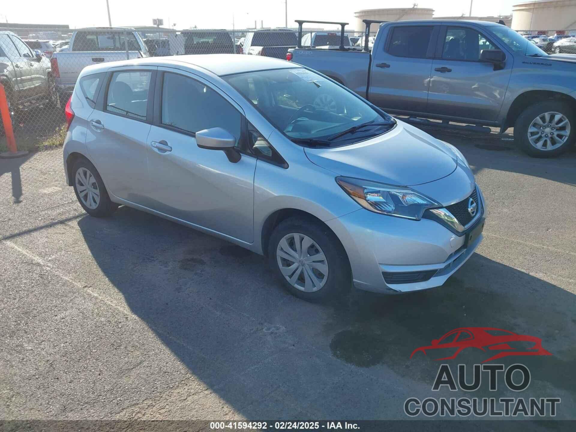 NISSAN VERSA NOTE 2017 - 3N1CE2CP8HL353770