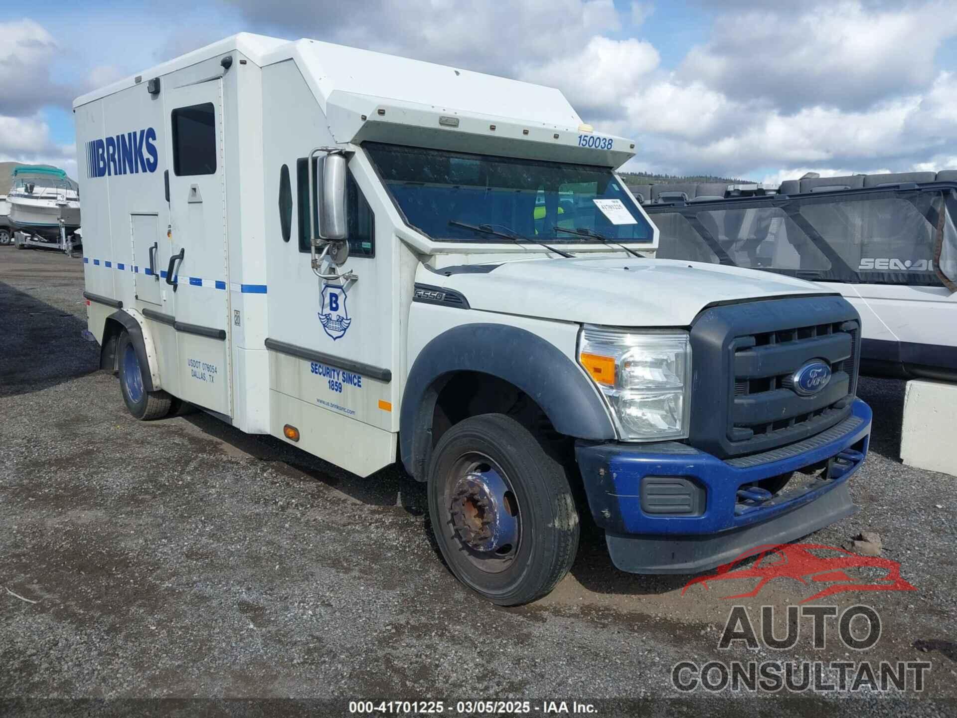 FORD F-550 CHASSIS 2015 - 1FDAF5GT8FEC27878