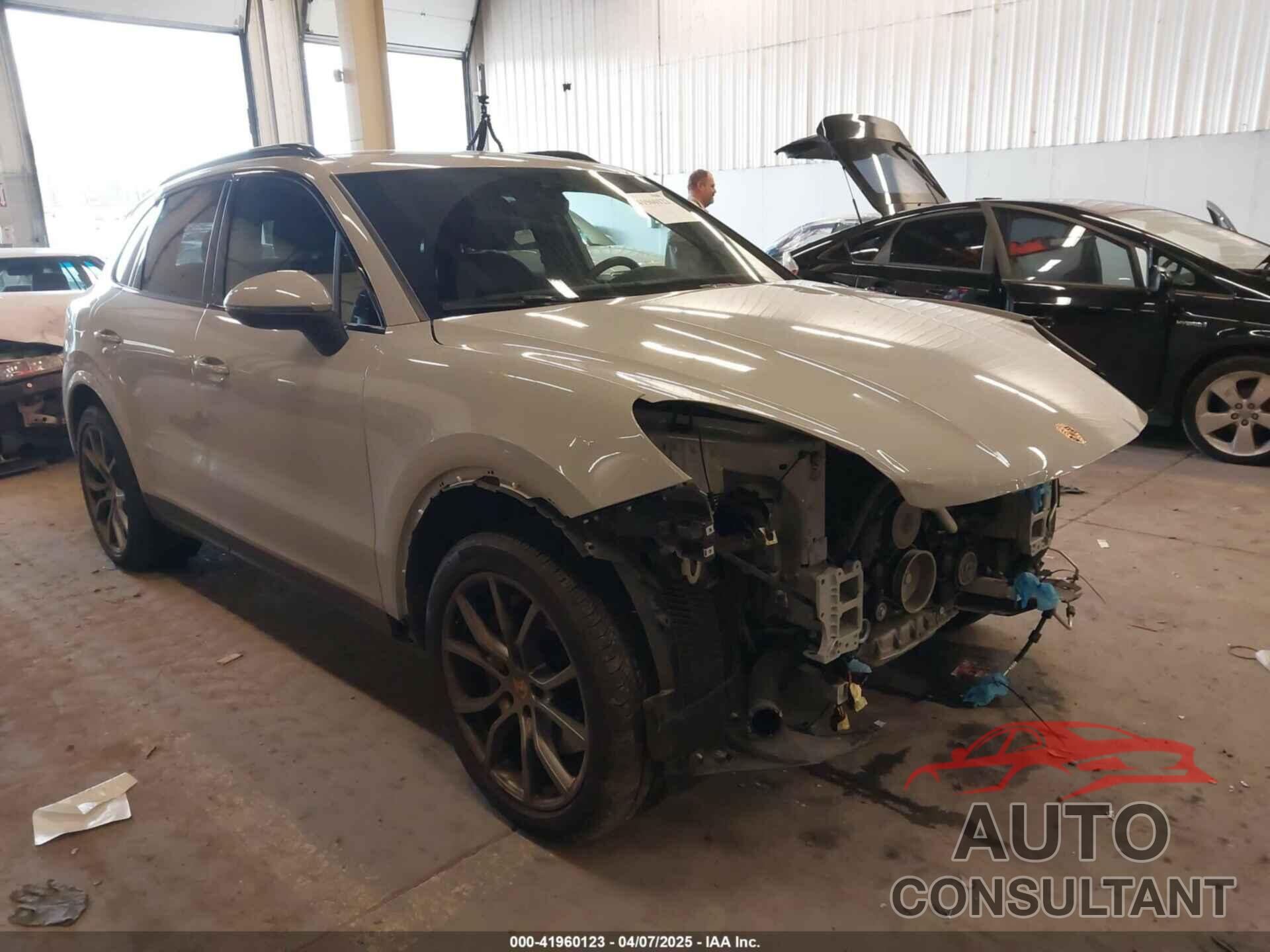 PORSCHE CAYENNE 2021 - WP1AA2AY2MDA02282