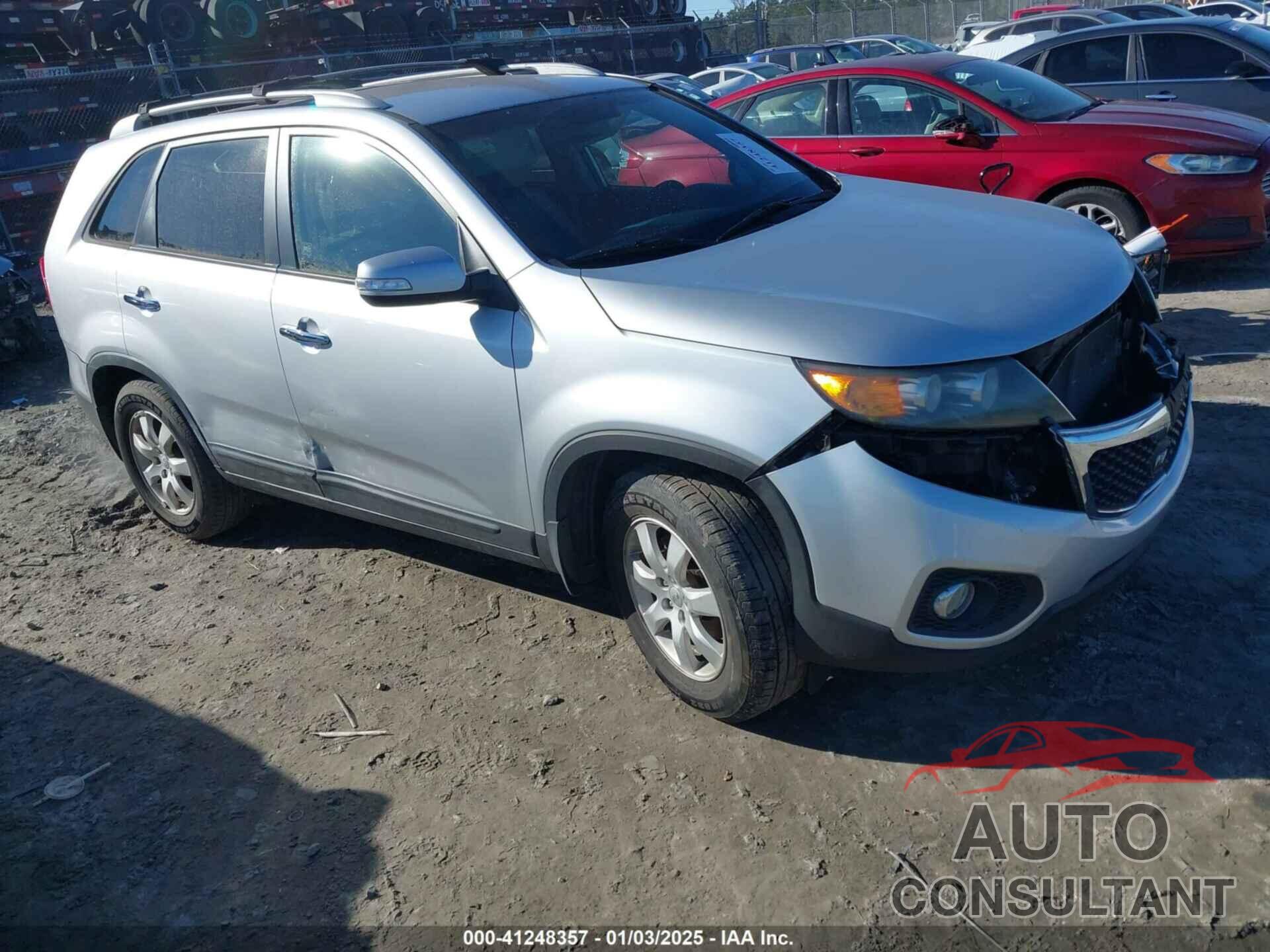 KIA SORENTO 2012 - 5XYKT3A65CG303780