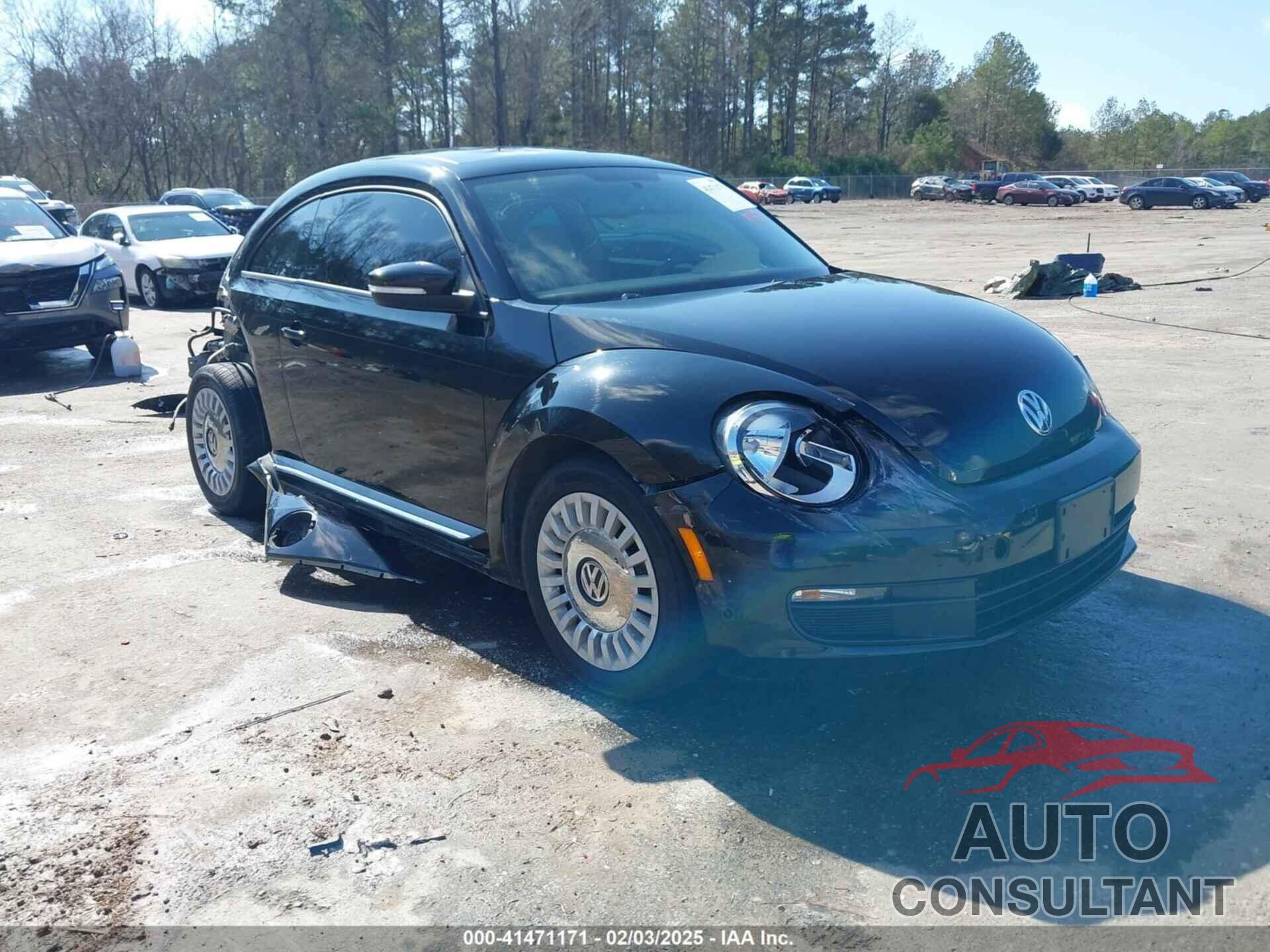 VOLKSWAGEN BEETLE 2014 - 3VWJ07AT5EM657058