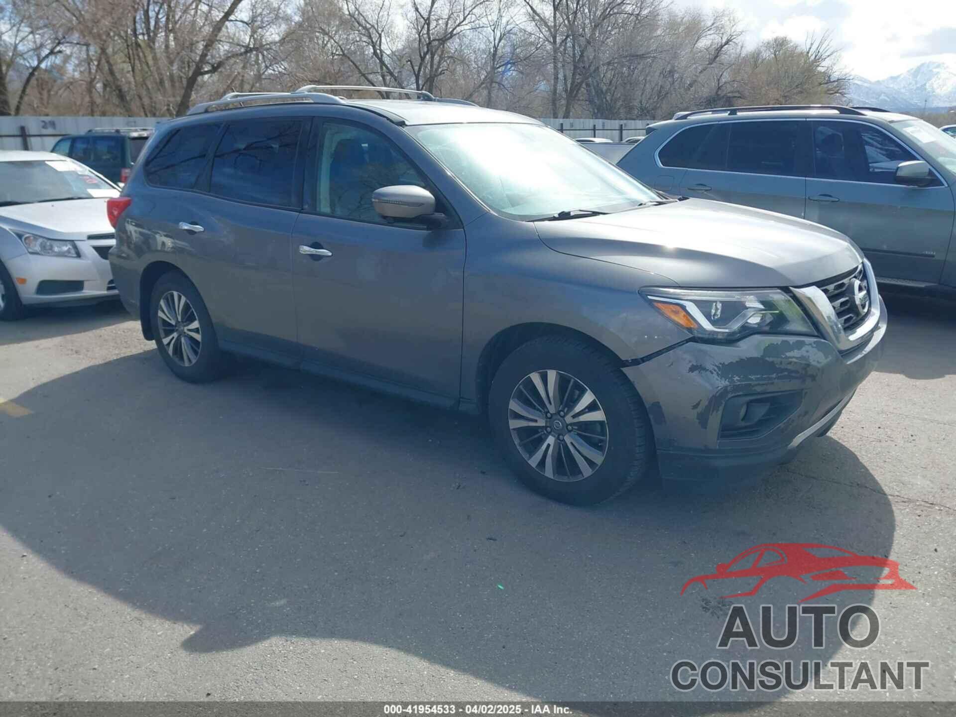 NISSAN PATHFINDER 2017 - 5N1DR2MM9HC604555
