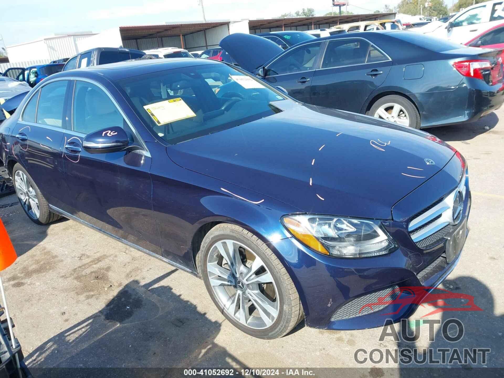 MERCEDES-BENZ C 300 2018 - 55SWF4JB6JU281268