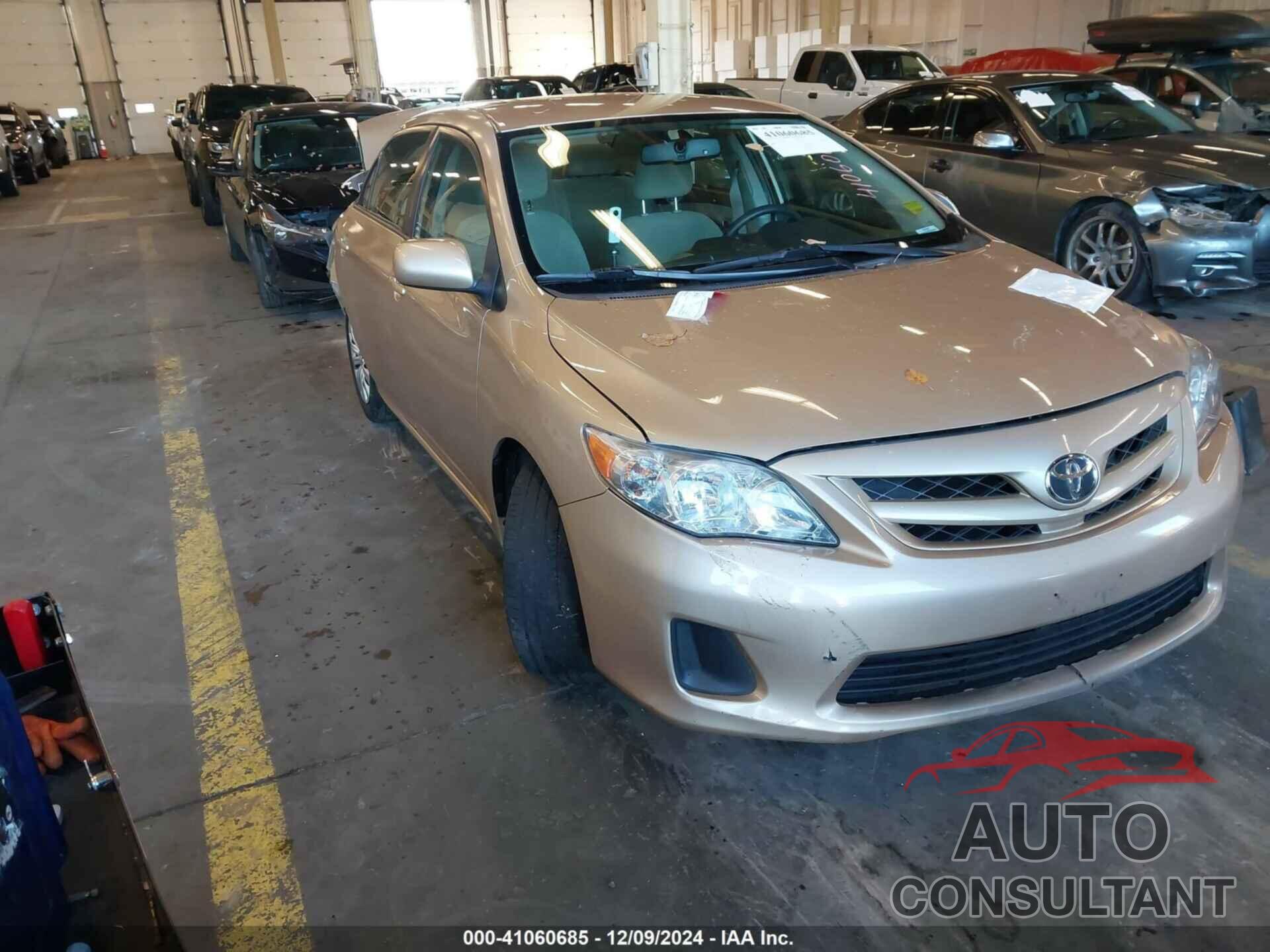 TOYOTA COROLLA 2012 - 2T1BU4EE7CC828825