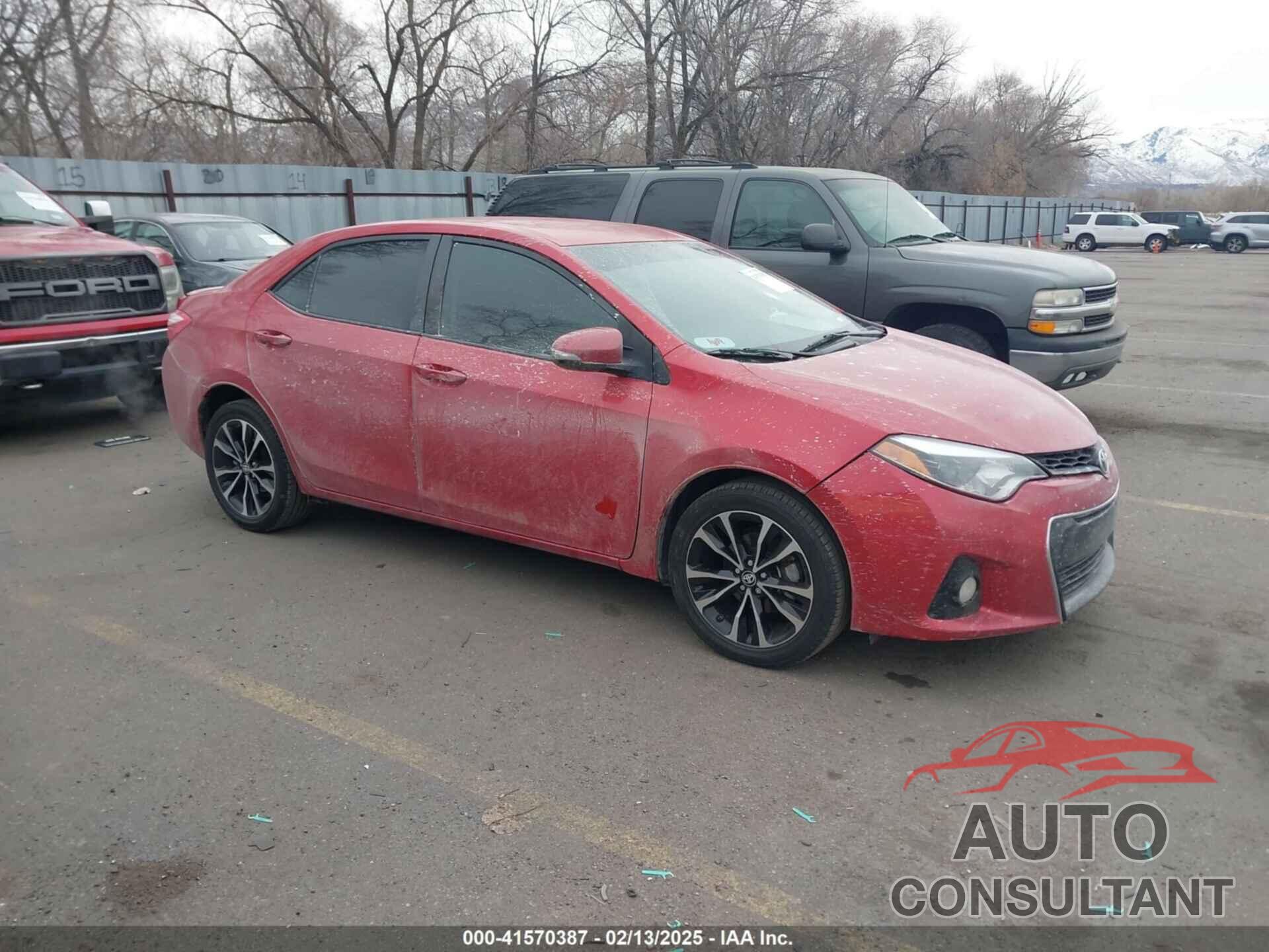 TOYOTA COROLLA 2015 - 5YFBURHE9FP328050