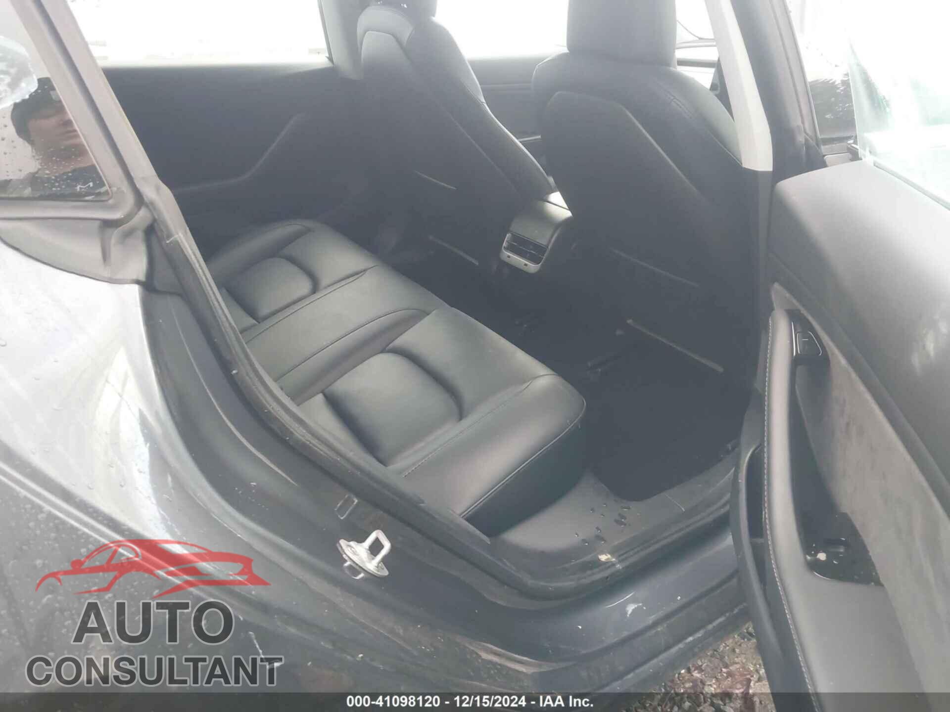 TESLA MODEL 3 2020 - 5YJ3E1EC8LF623718