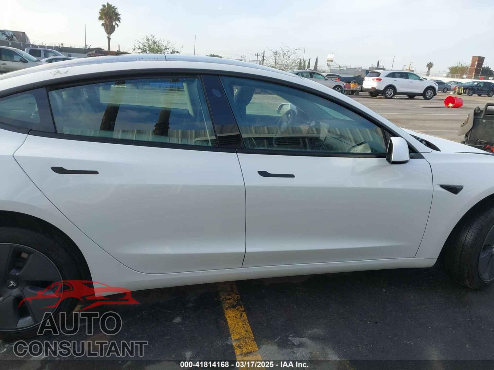 TESLA MODEL 3 2023 - 5YJ3E1EA0PF646723