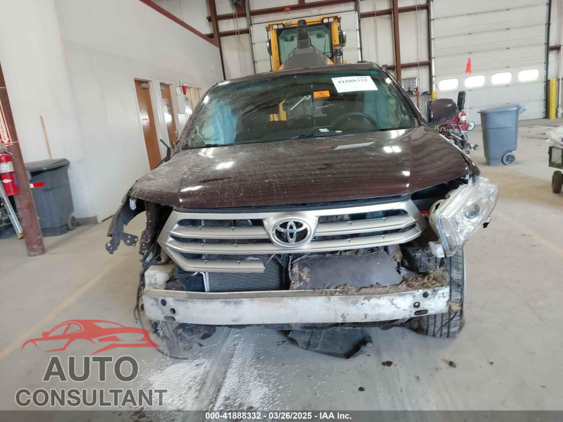 TOYOTA HIGHLANDER 2012 - 5TDBK3EH5CS127928