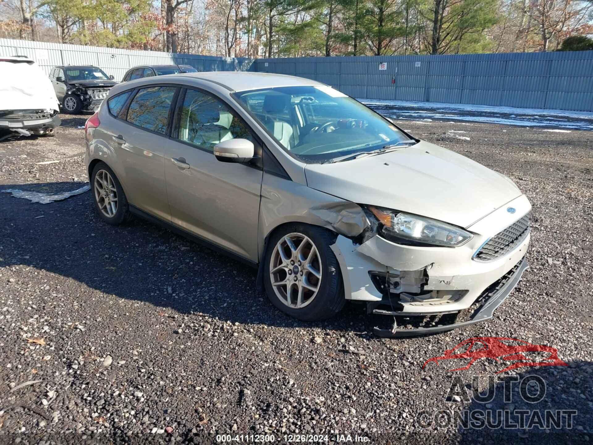 FORD FOCUS 2015 - 1FADP3K28FL336103