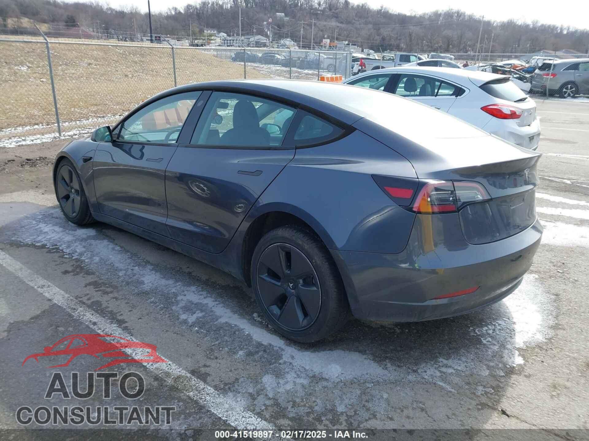 TESLA MODEL 3 2023 - 5YJ3E1EA5PF694430