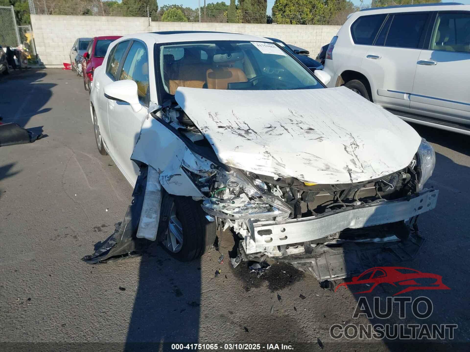 LEXUS CT 200H 2014 - JTHKD5BH3E2177942