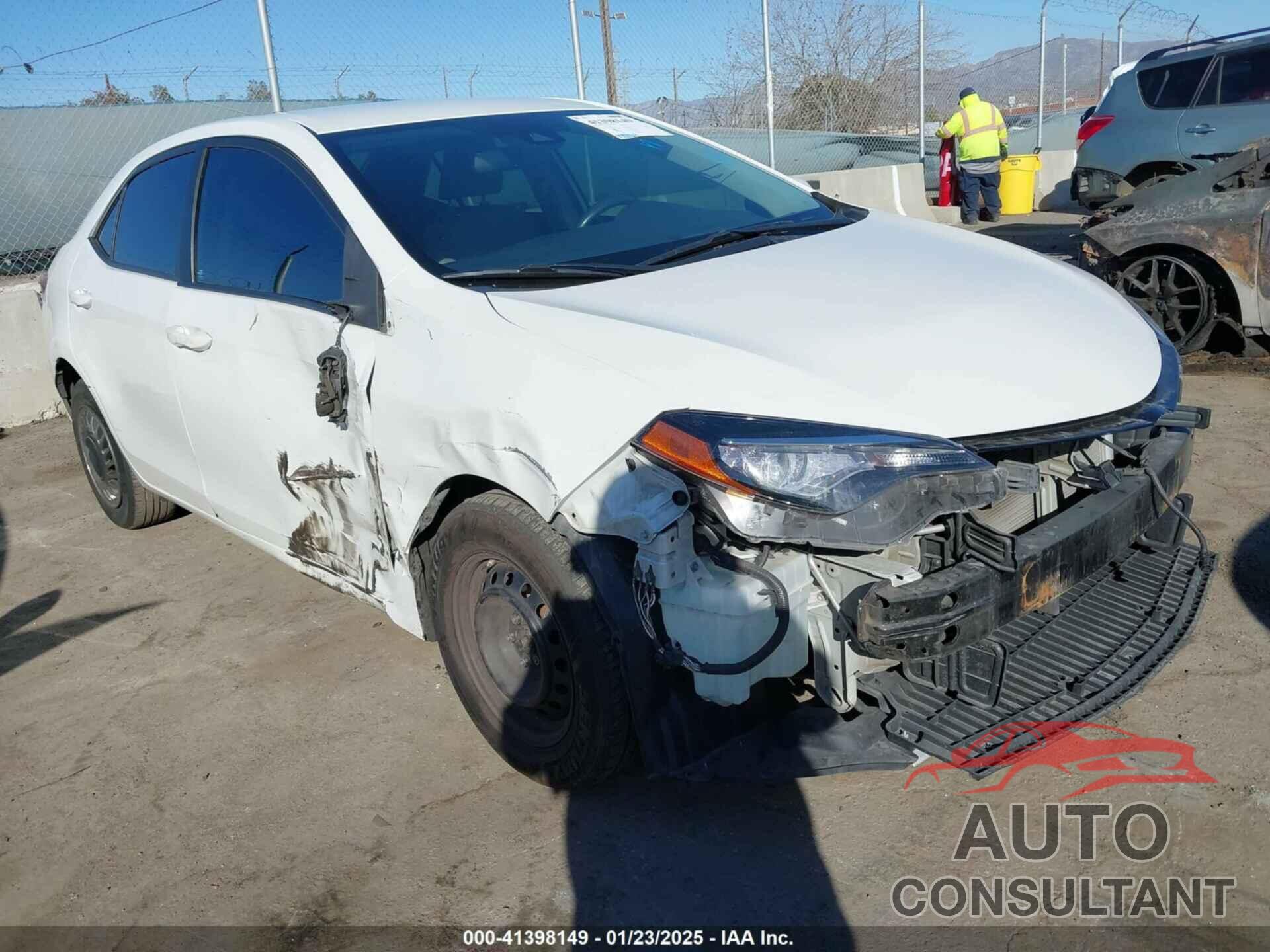 TOYOTA COROLLA 2017 - 5YFBPRHE5HP633975