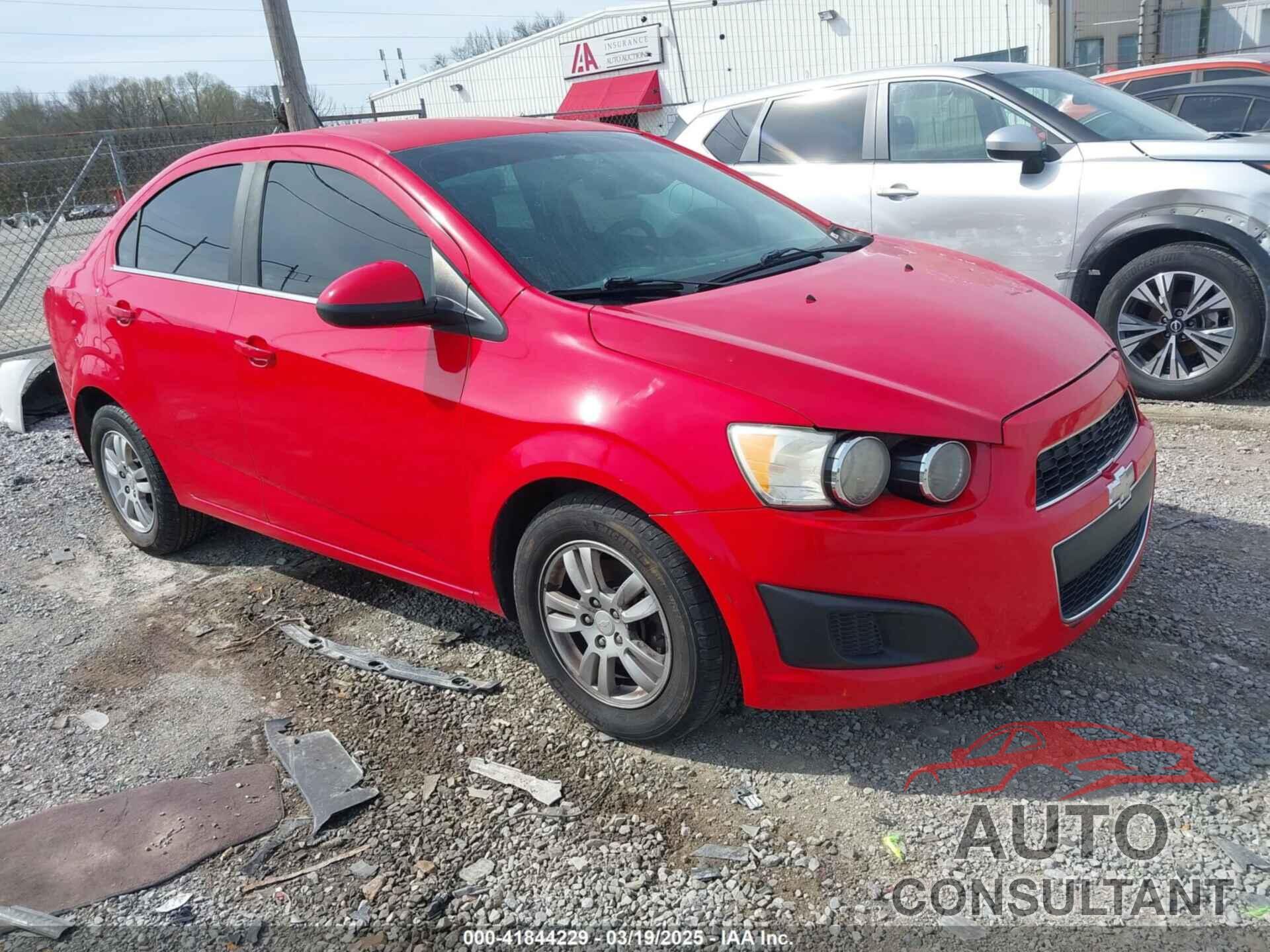 CHEVROLET SONIC 2014 - 1G1JC5SH7E4178332