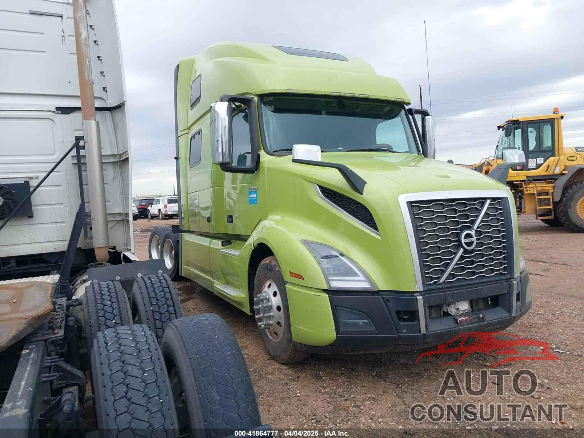 VOLVO VNL 2023 - 4V4NC9EH2PN335262