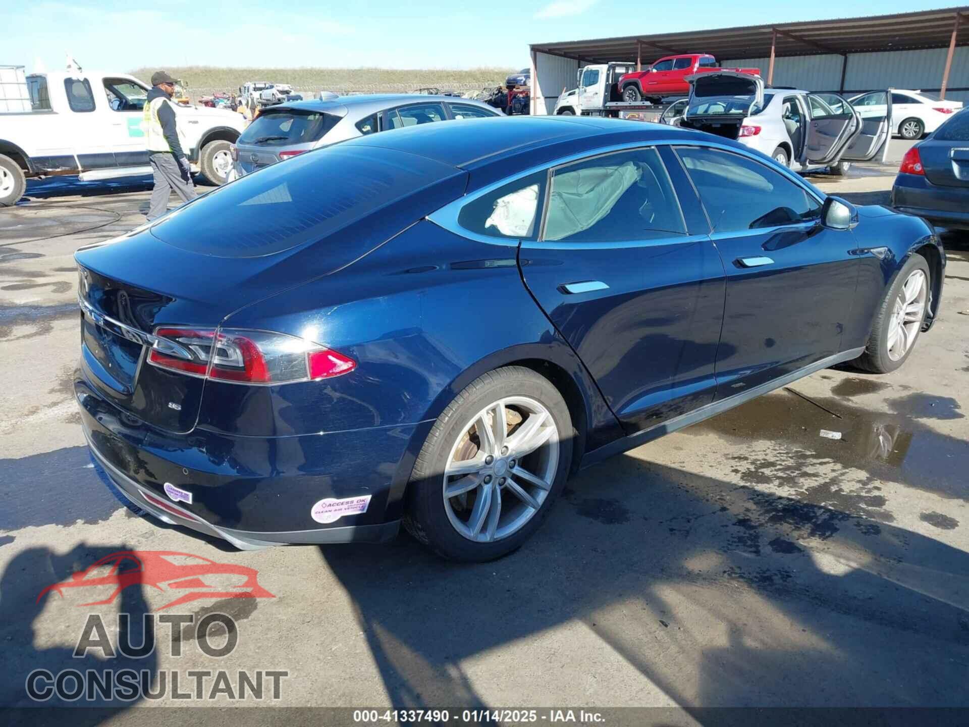 TESLA MODEL S 2013 - 5YJSA1CN5DFP23692