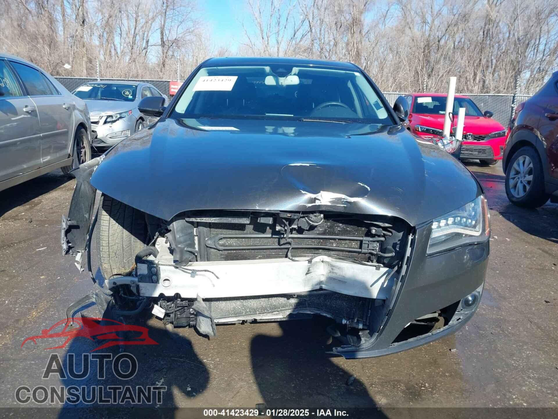 AUDI A8 L 2011 - WAURVAFD0BN013682