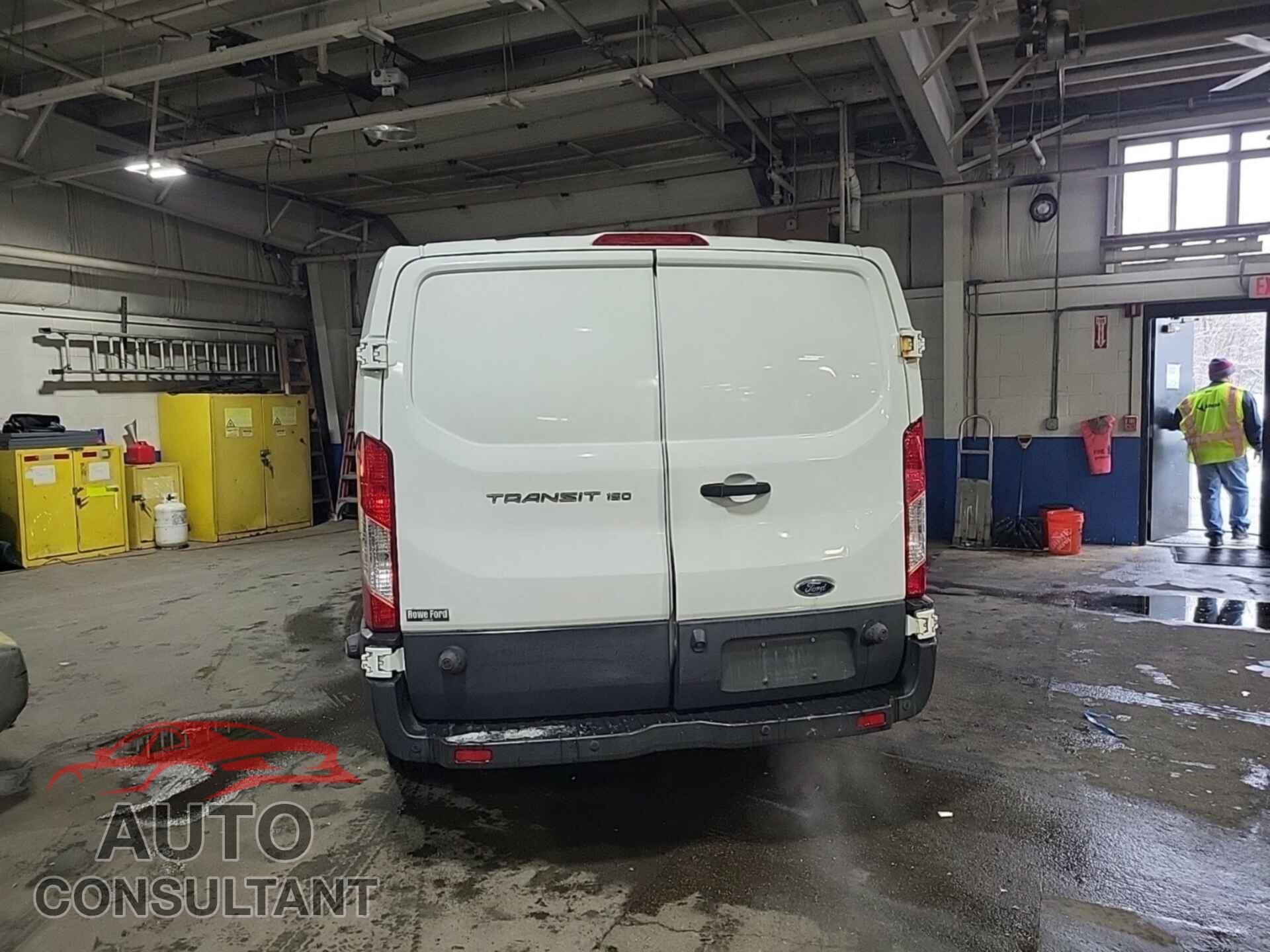 FORD TRANSIT 2015 - 1FTNE2YM1FKB32272