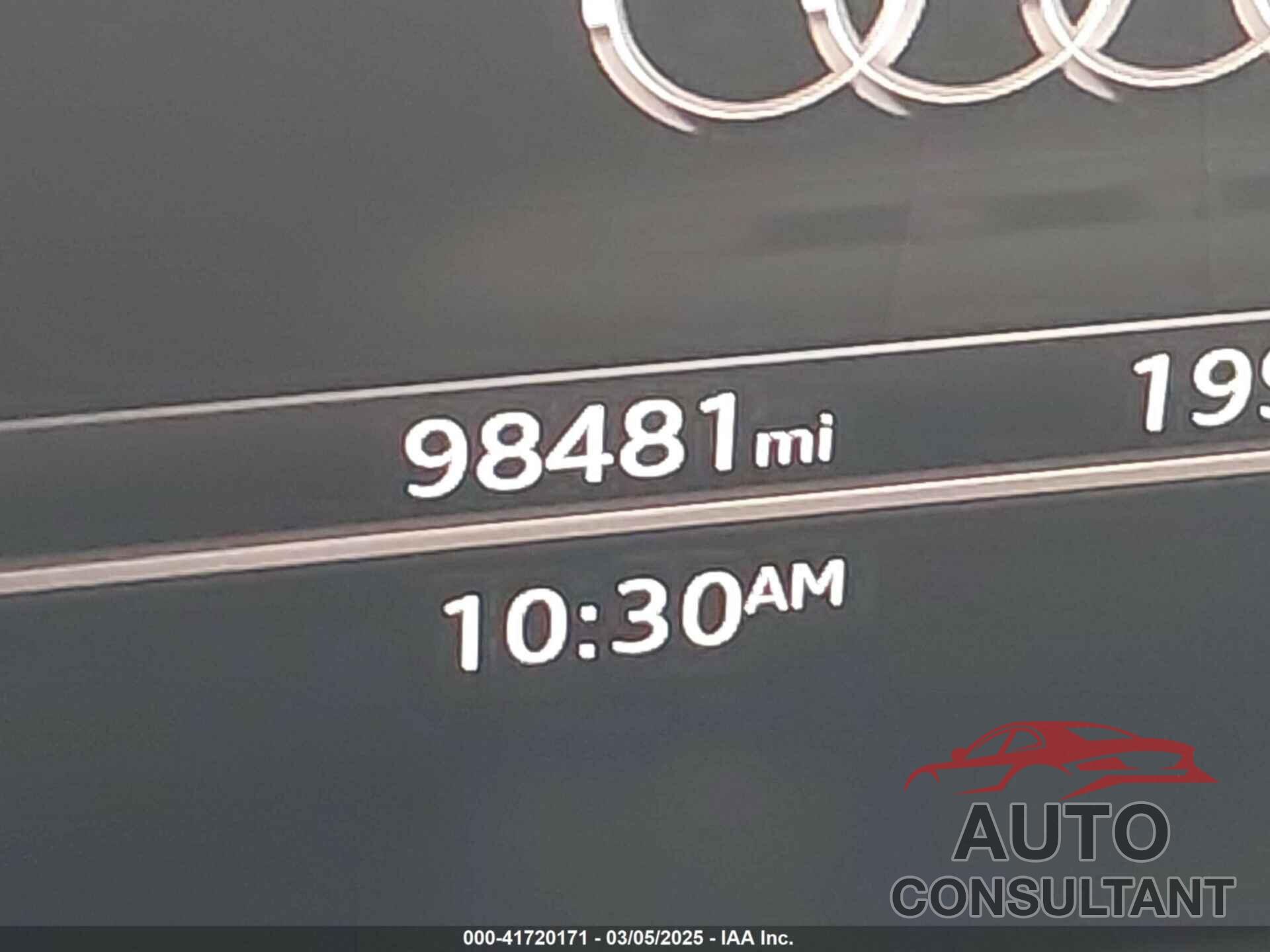 AUDI Q5 2018 - WA1BNAFY3J2044961