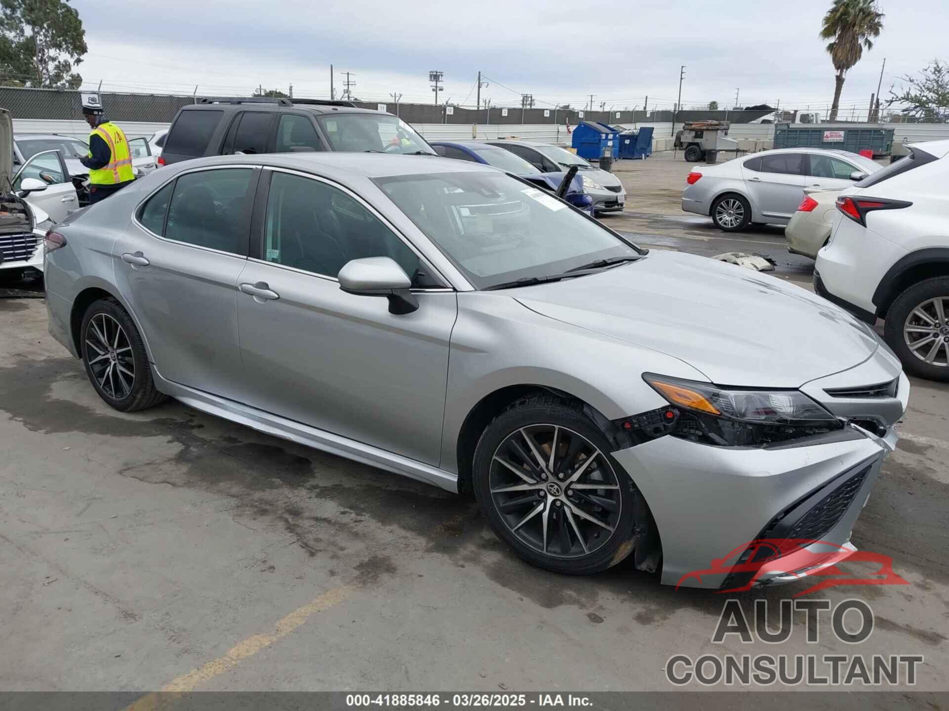 TOYOTA CAMRY 2021 - 4T1G11AK5MU526829