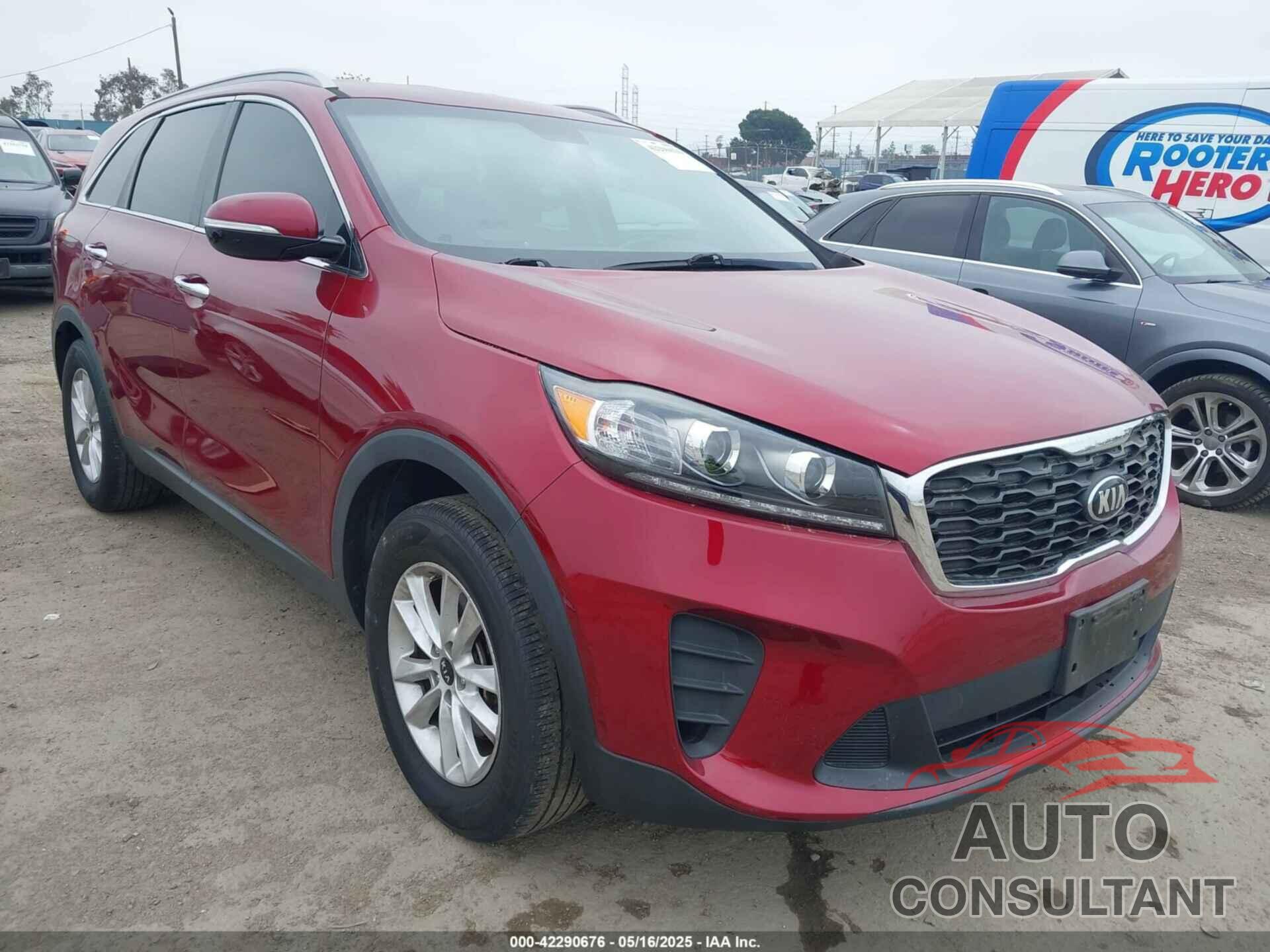 KIA SORENTO 2019 - 5XYPG4A3XKG530712
